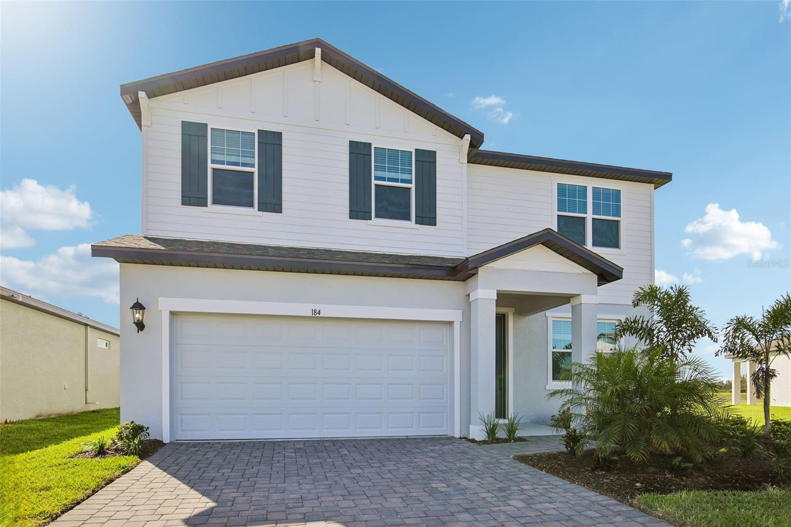MAGNOLIA BAY - Residential
