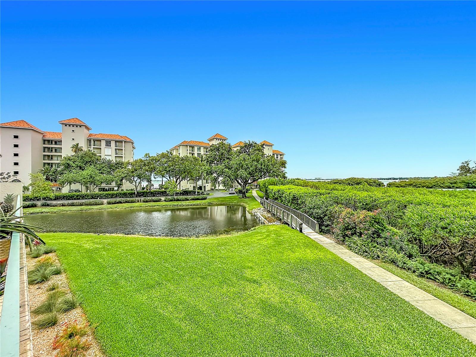 OSPREY POINTE AT DOLPHIN CAY - Residential