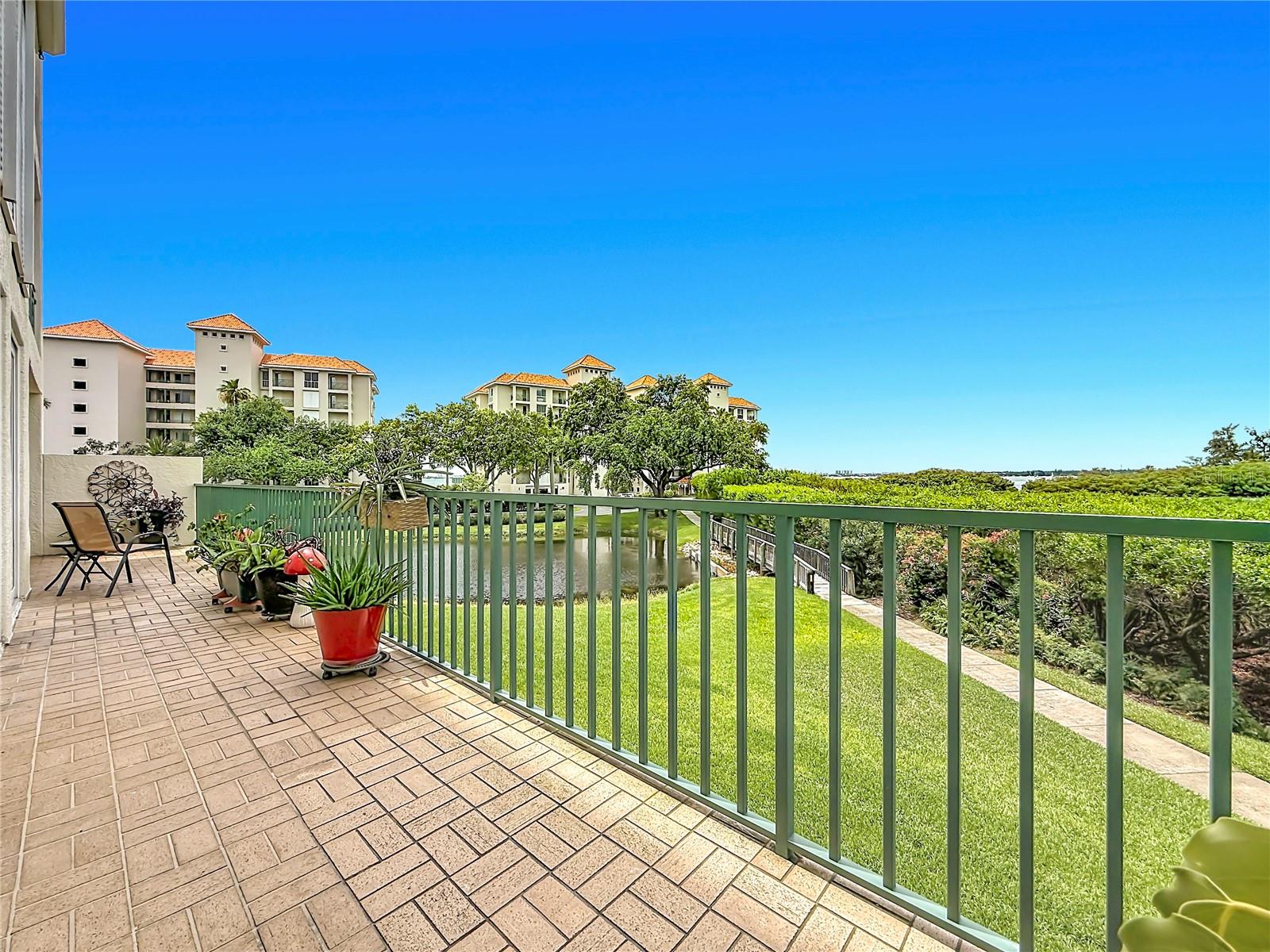 OSPREY POINTE AT DOLPHIN CAY - Residential