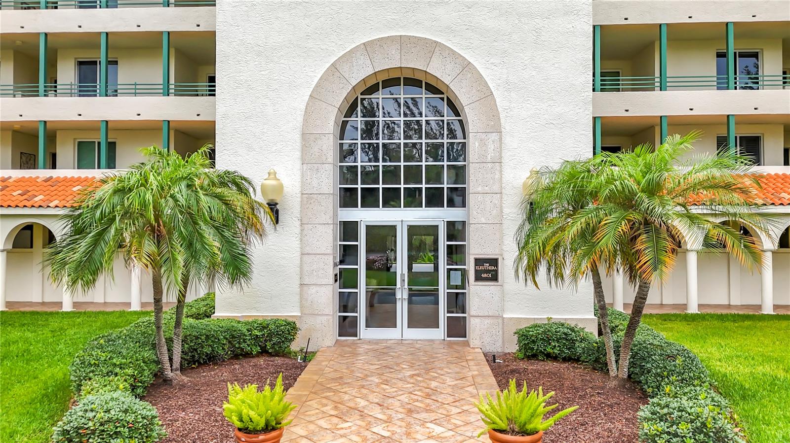 OSPREY POINTE AT DOLPHIN CAY - Residential