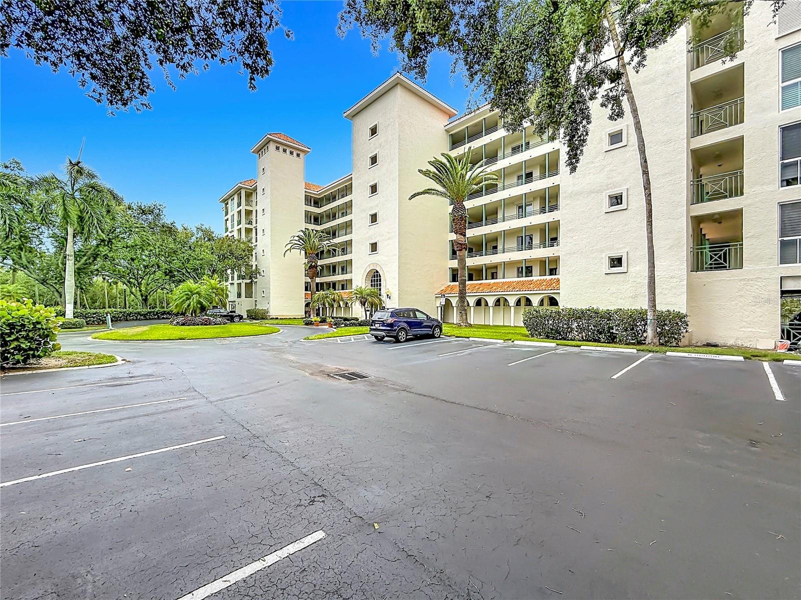 OSPREY POINTE AT DOLPHIN CAY - Residential