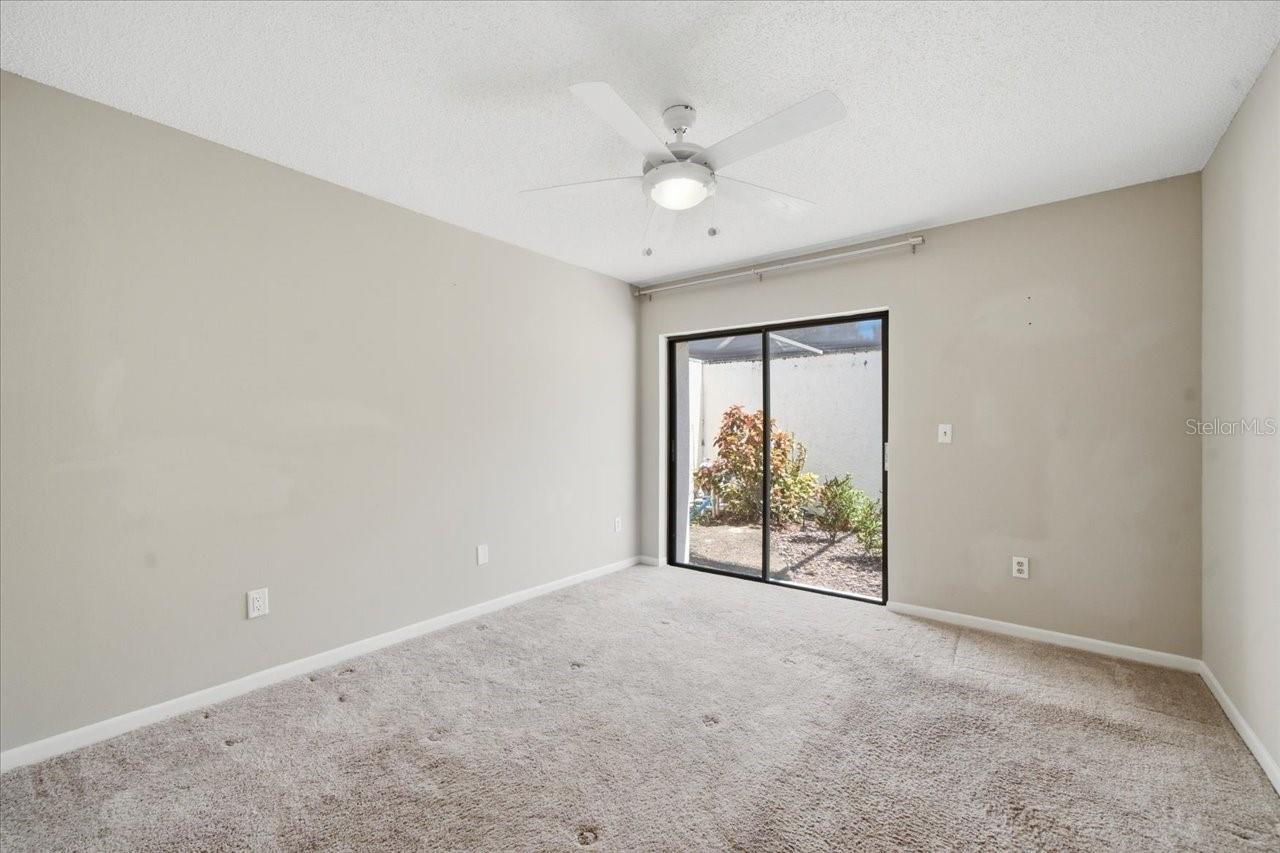 CARROLLWOOD VILLAGE PH 02 UN - Residential