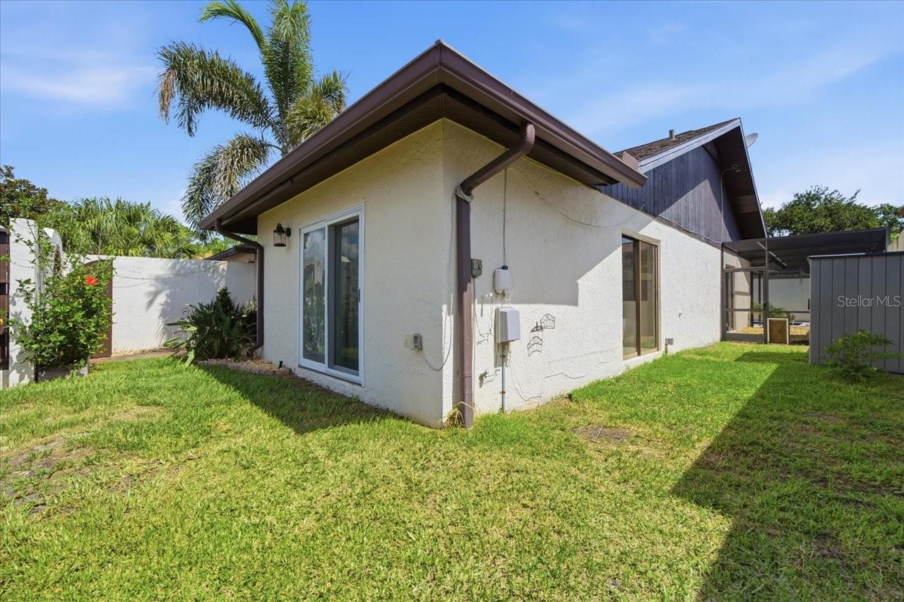 CARROLLWOOD VILLAGE PH 02 UN - Residential