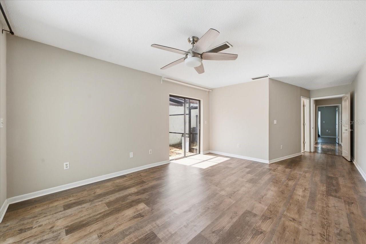 CARROLLWOOD VILLAGE PH 02 UN - Residential