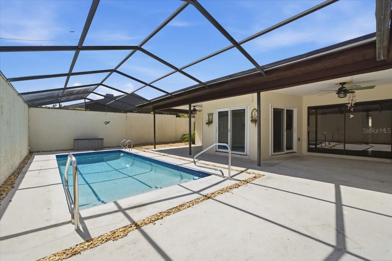 CARROLLWOOD VILLAGE PH 02 UN - Residential