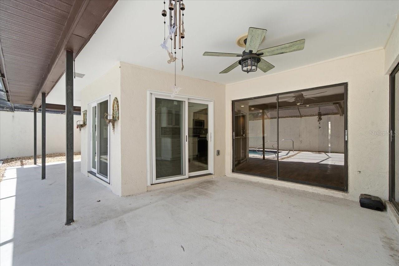 CARROLLWOOD VILLAGE PH 02 UN - Residential