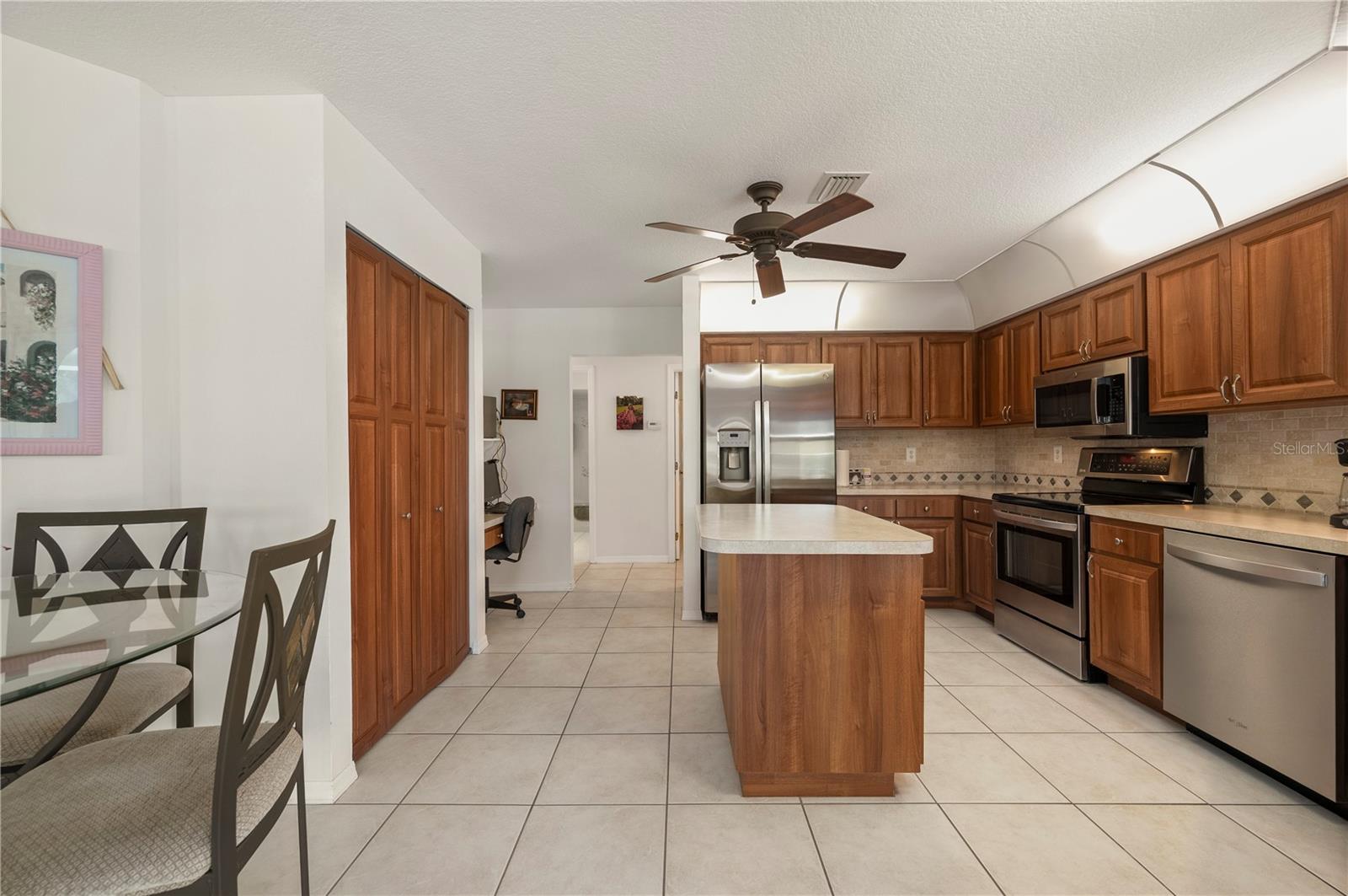PUNTA GORDA ISLES SEC 23 - Residential