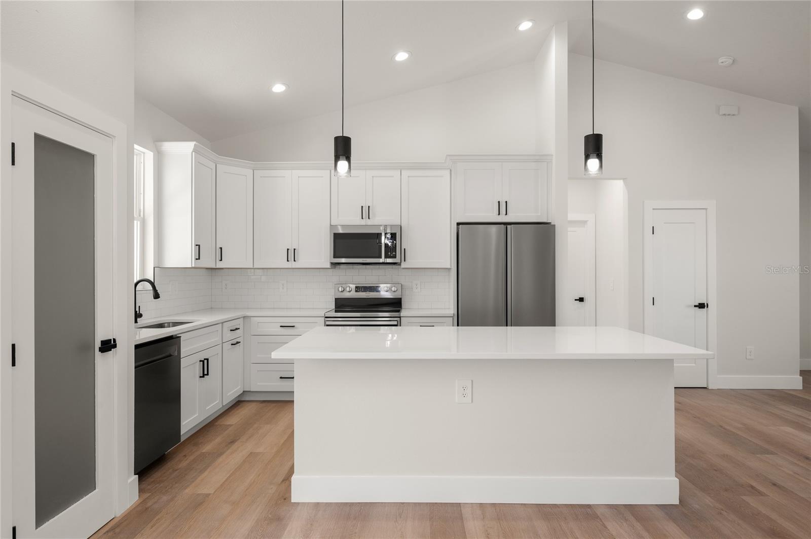 CITRUS SPGS UNIT 03 - Residential