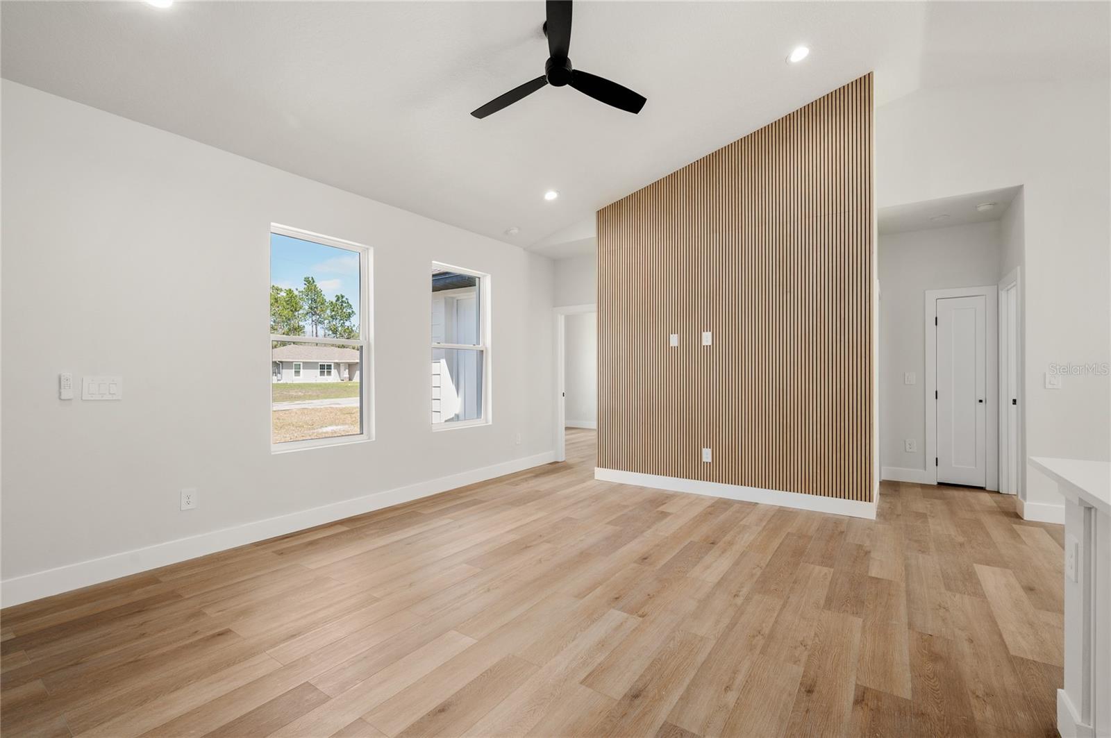 CITRUS SPGS UNIT 03 - Residential