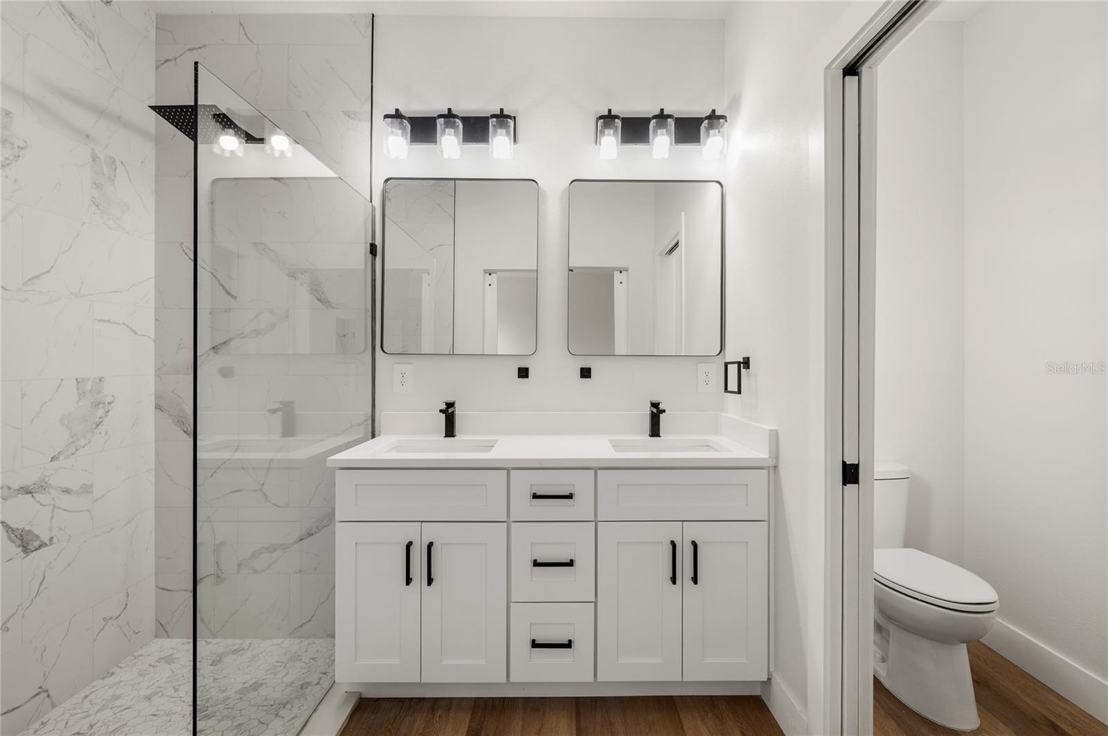 CITRUS SPGS UNIT 03 - Residential