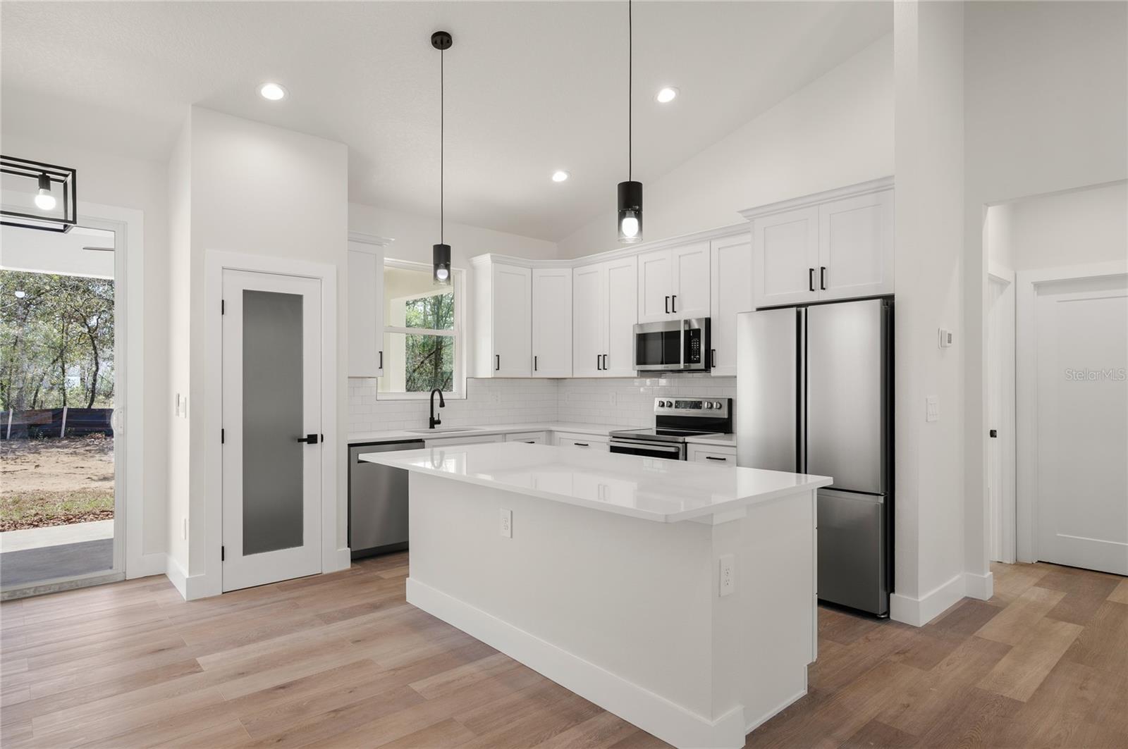 CITRUS SPGS UNIT 03 - Residential