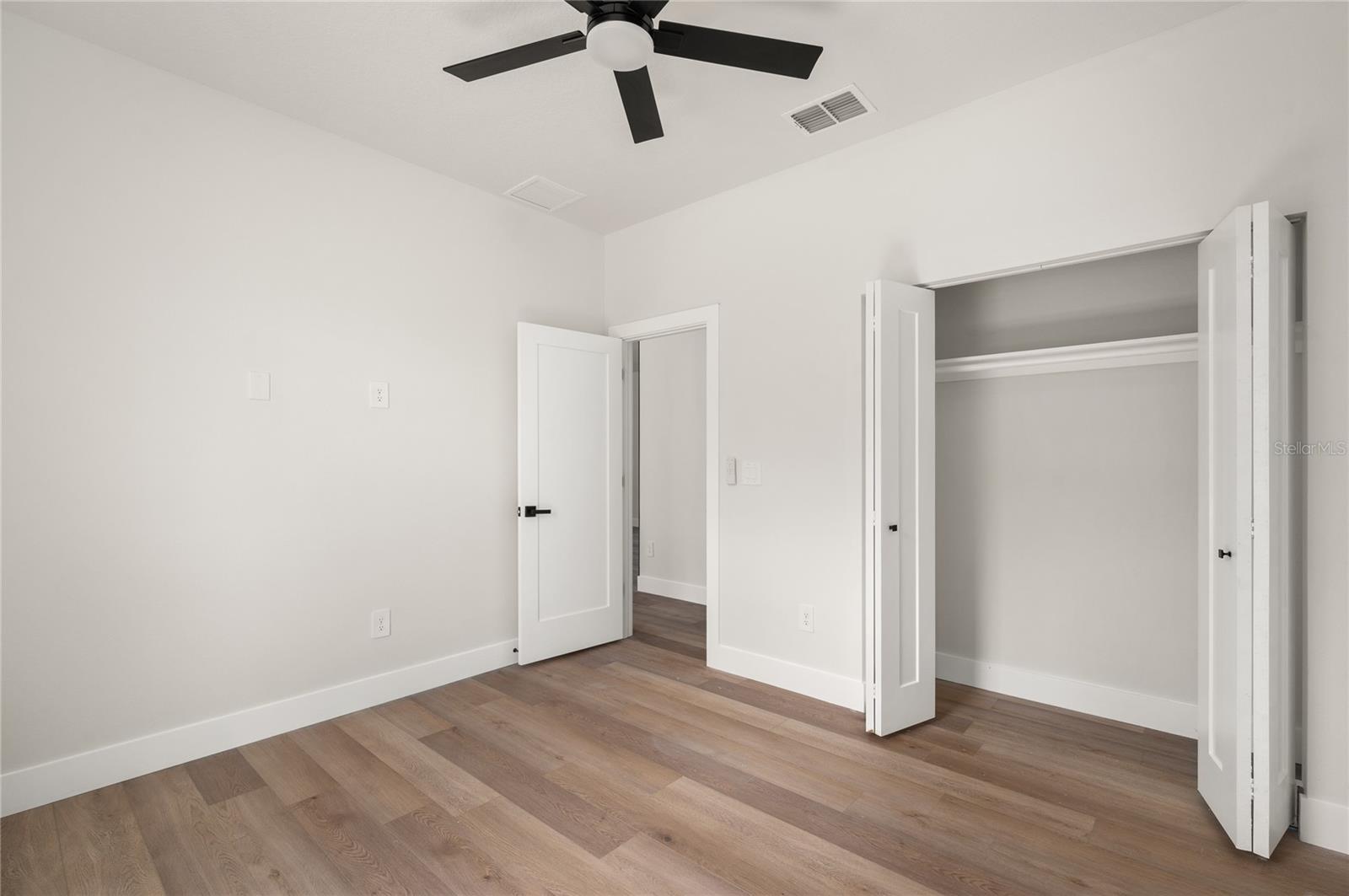 CITRUS SPGS UNIT 03 - Residential