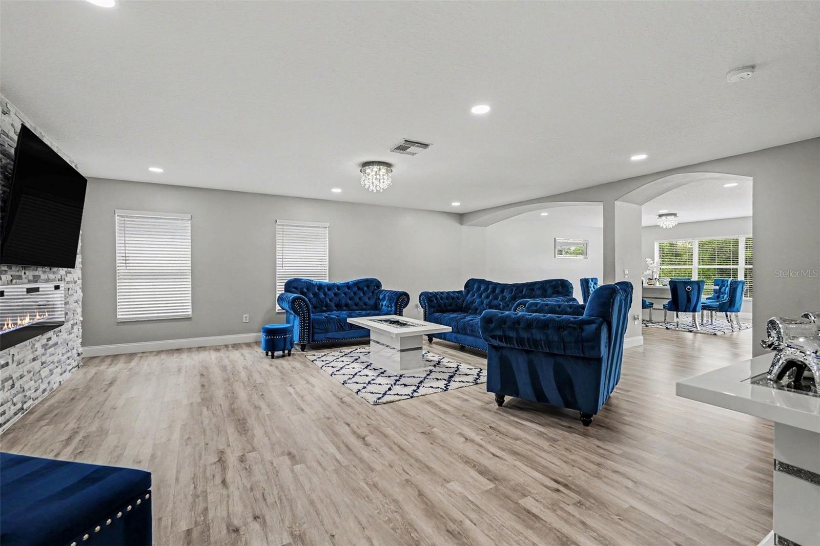 MAGNOLIA TRAILS - Residential