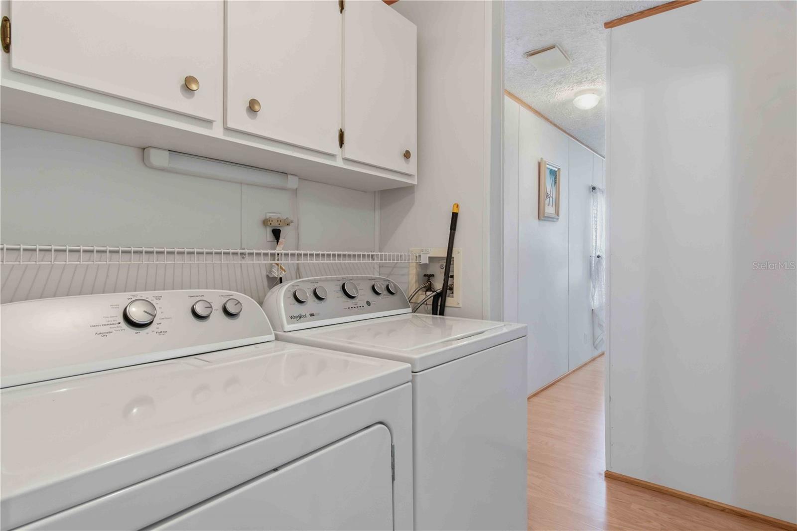 BAY PALMS MOB HOME PARK - Residential