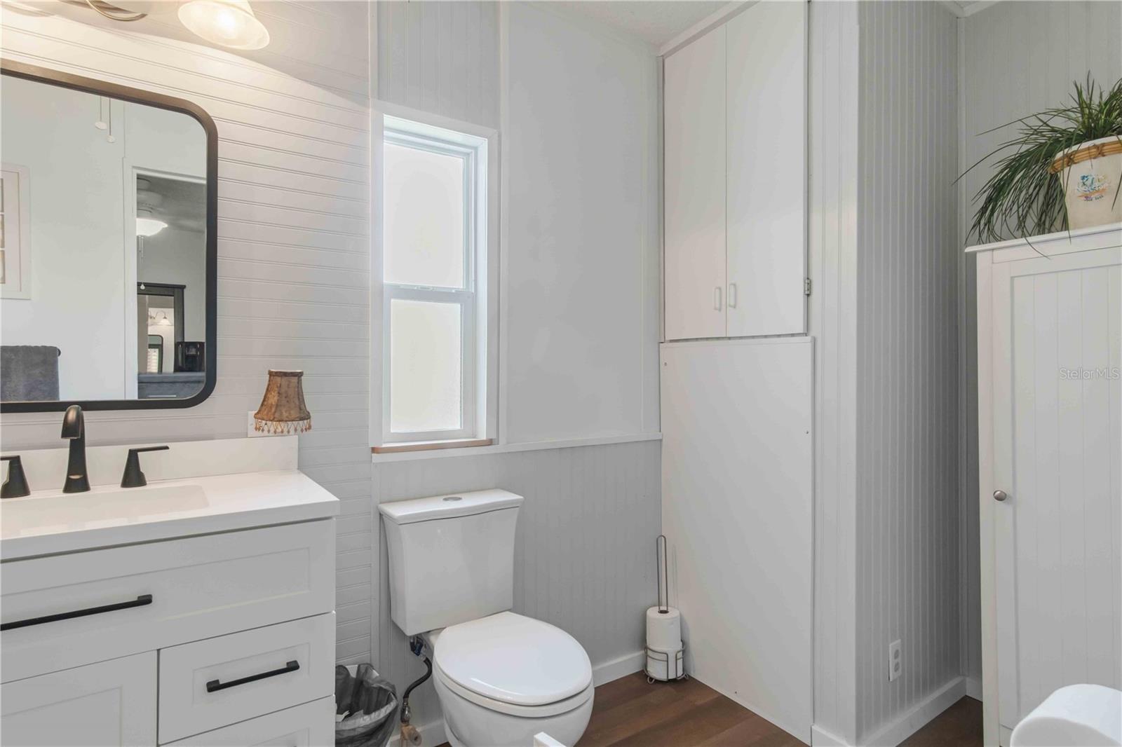 BAY PALMS MOB HOME PARK - Residential
