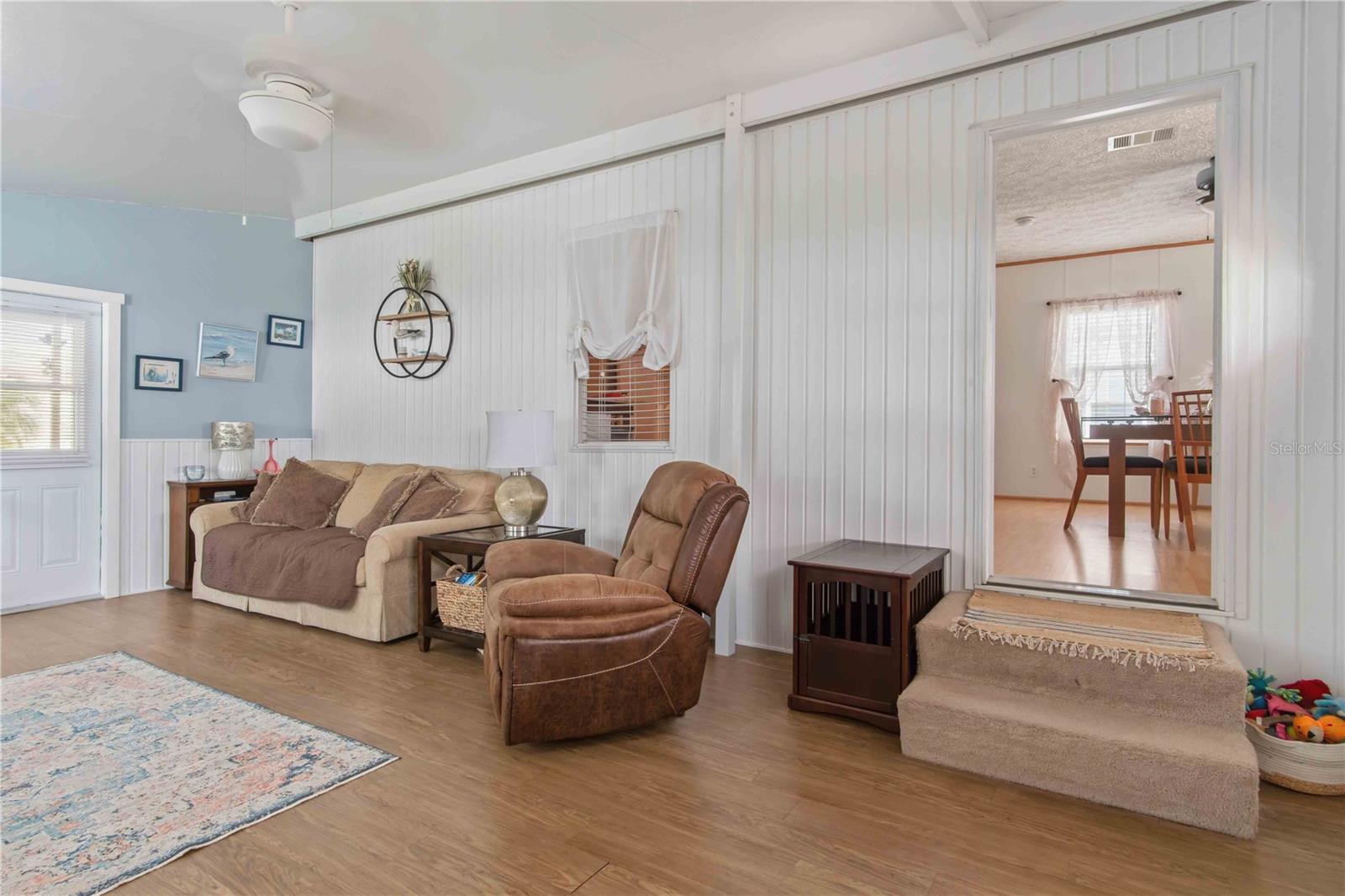 BAY PALMS MOB HOME PARK - Residential