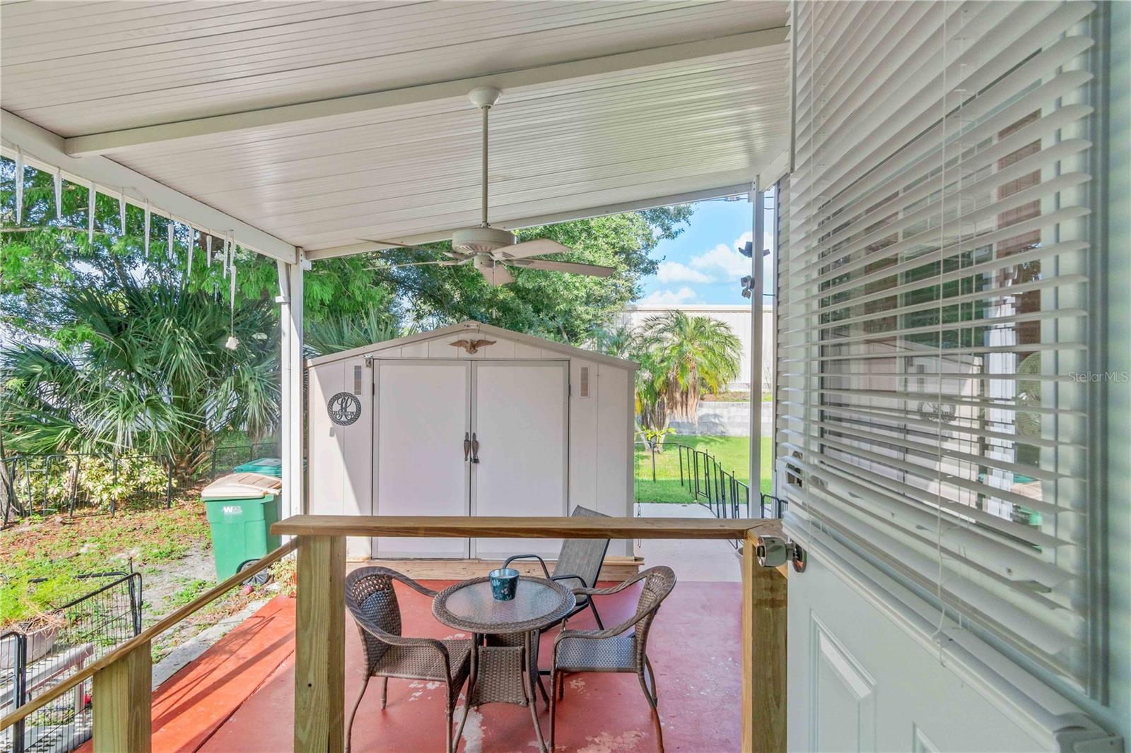 BAY PALMS MOB HOME PARK - Residential