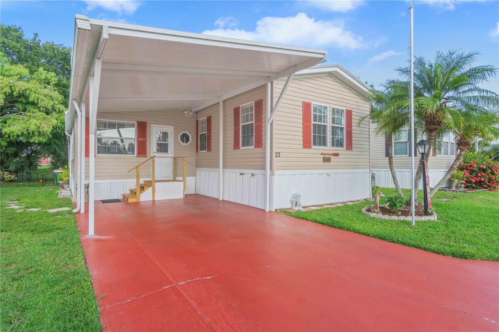 BAY PALMS MOB HOME PARK - Residential