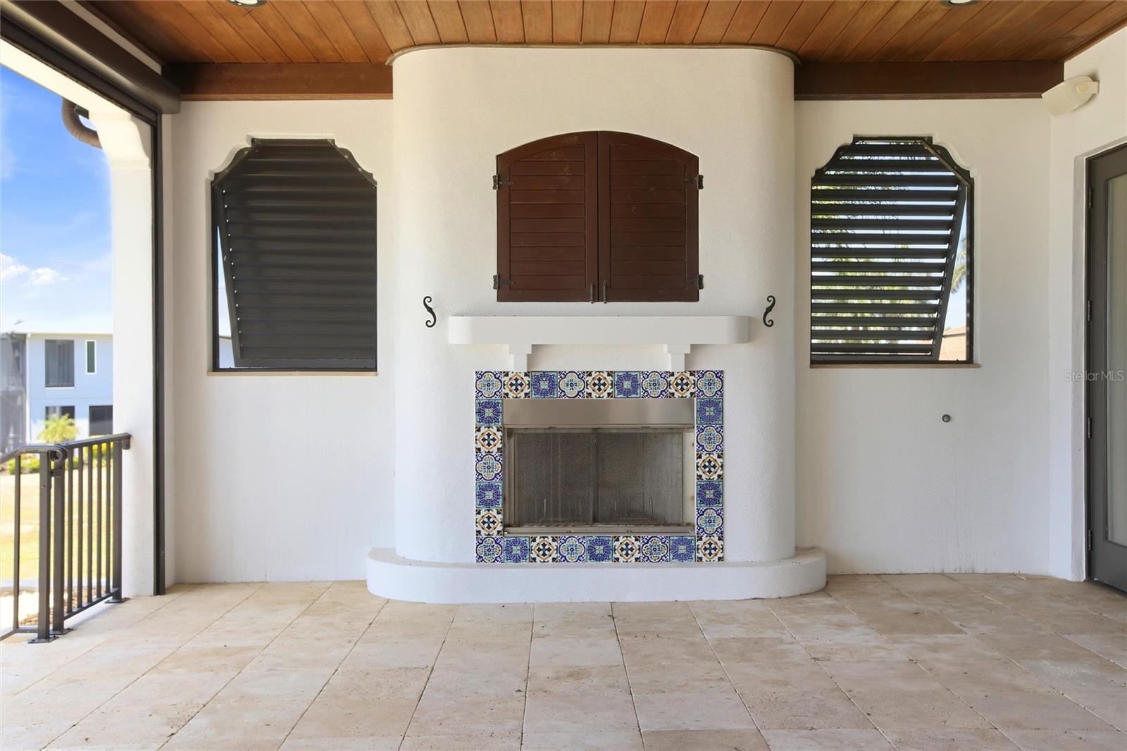 LEGENDS BAY - Residential