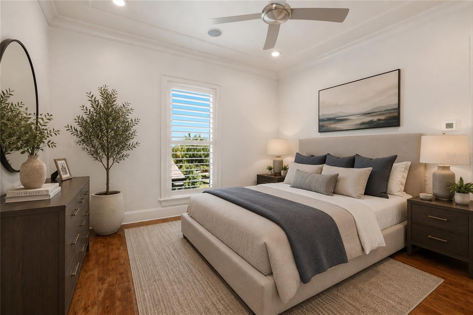LEGENDS BAY - Residential