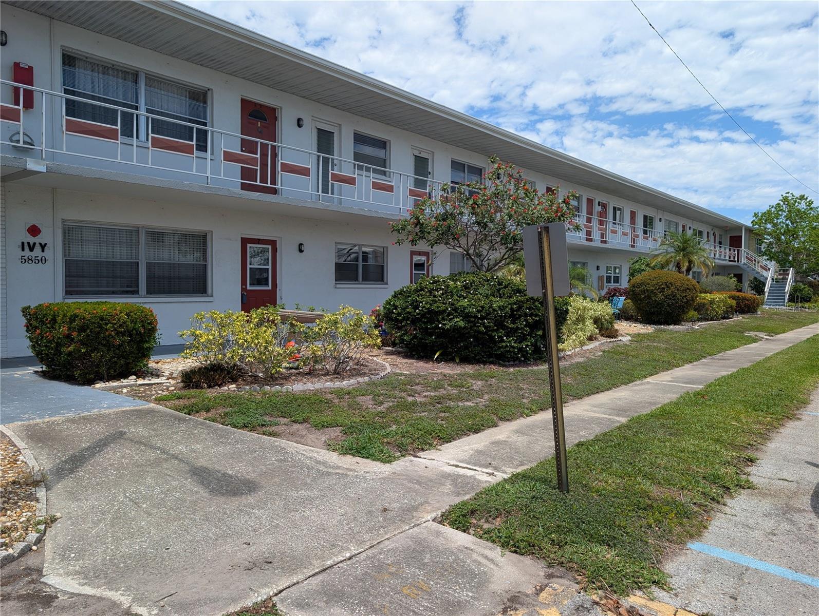 TOWN APTS CONDO - Residential