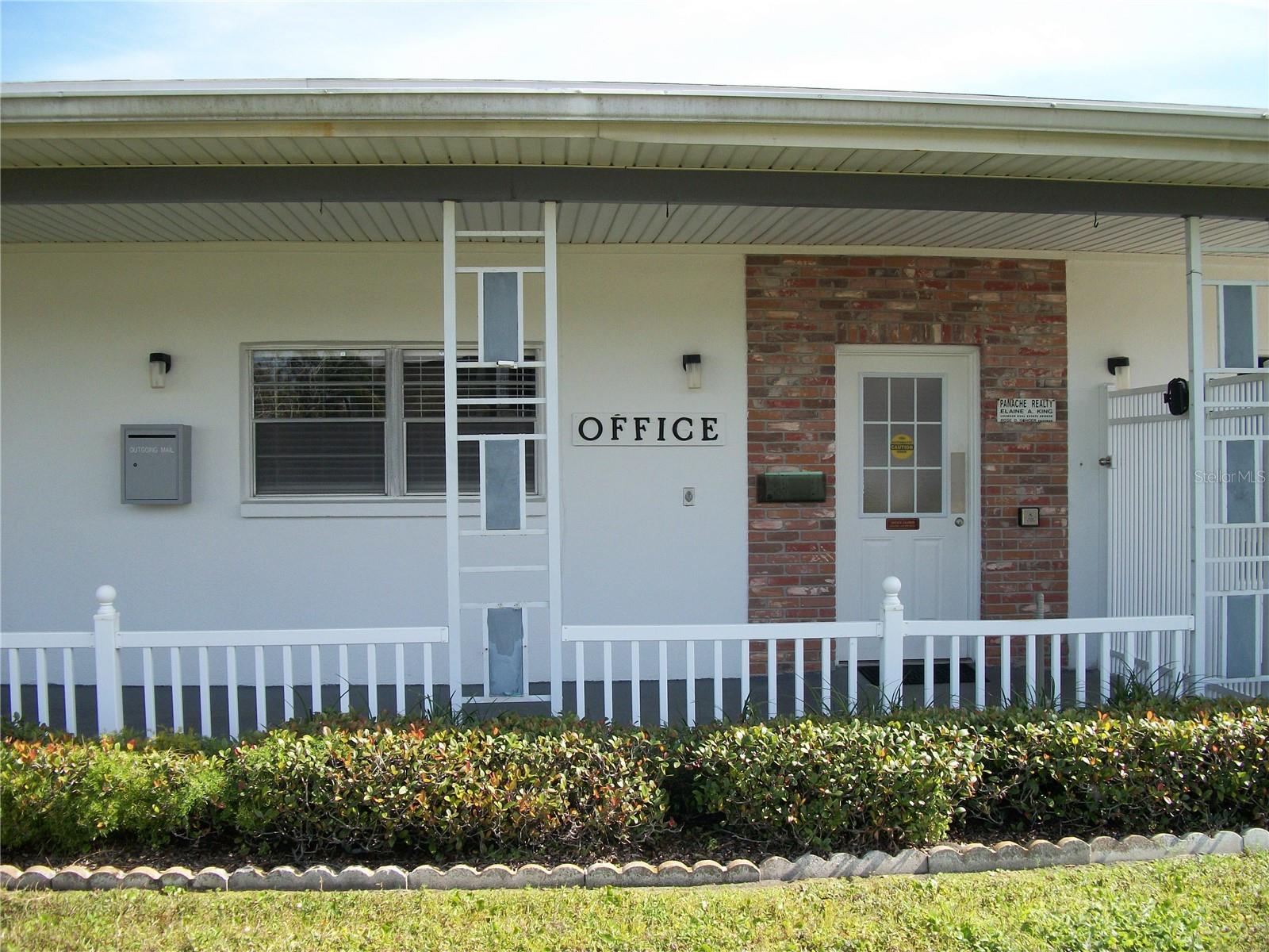 TOWN APTS CONDO - Residential