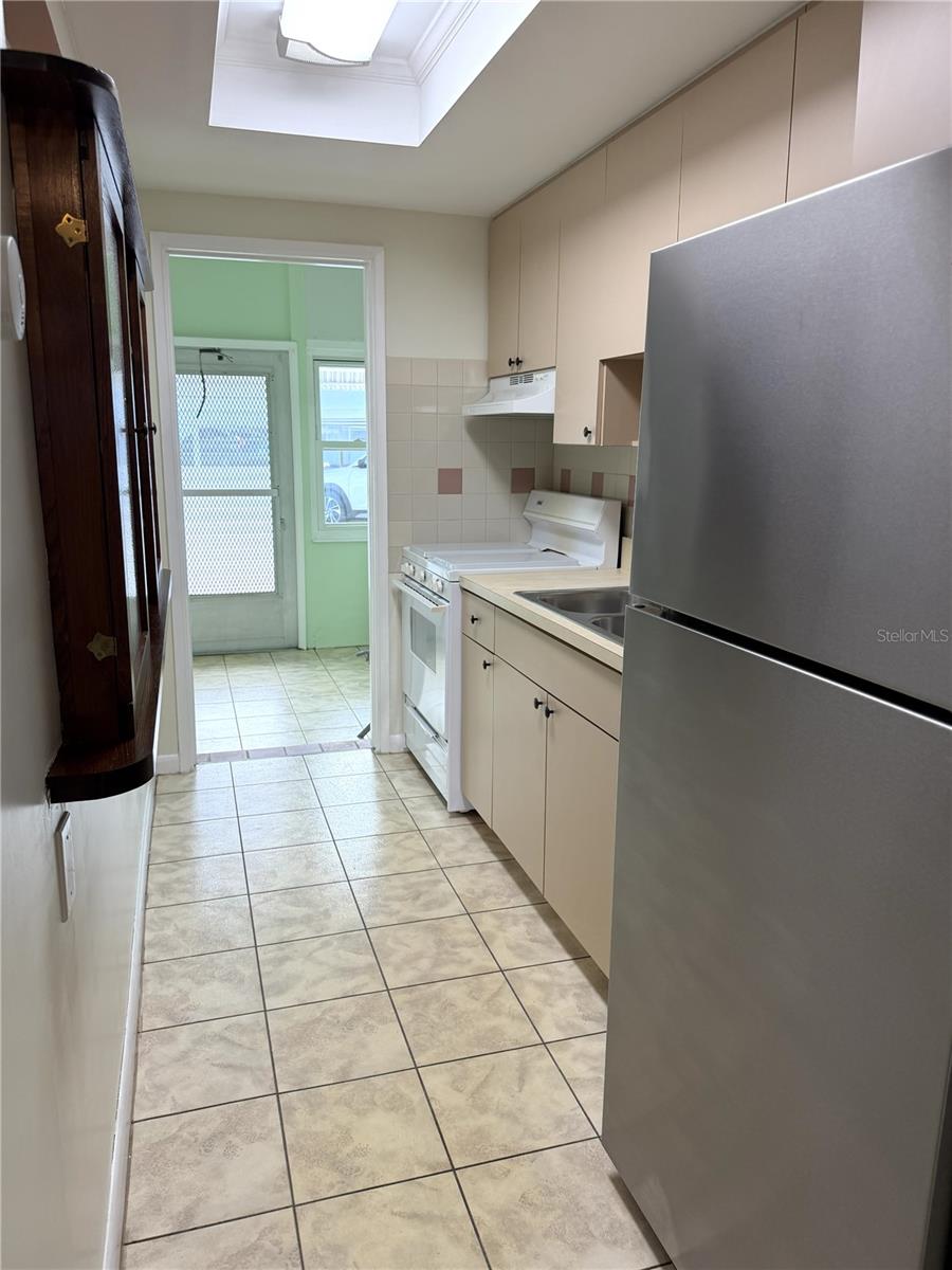 TOWN APTS CONDO - Residential