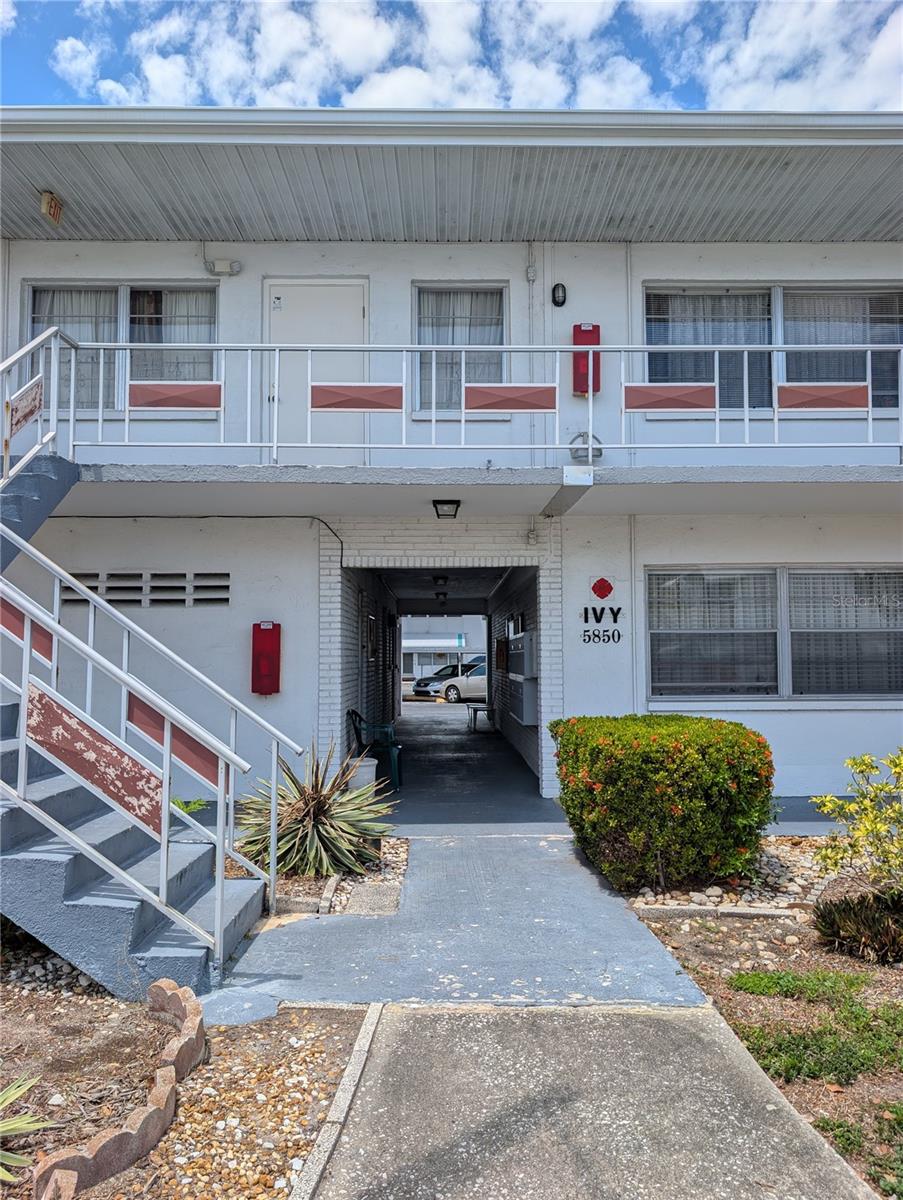 TOWN APTS CONDO - Residential