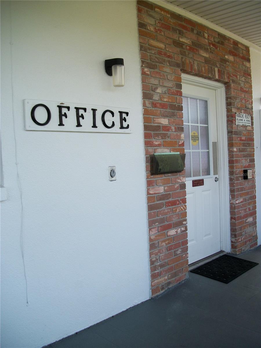 TOWN APTS CONDO - Residential