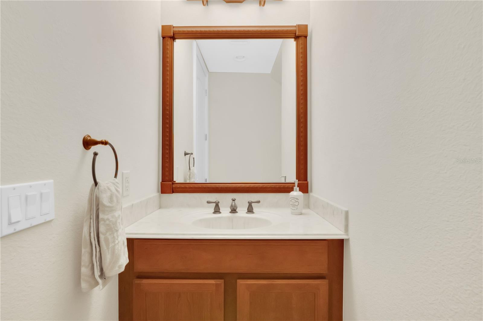 THORNHILL - Residential