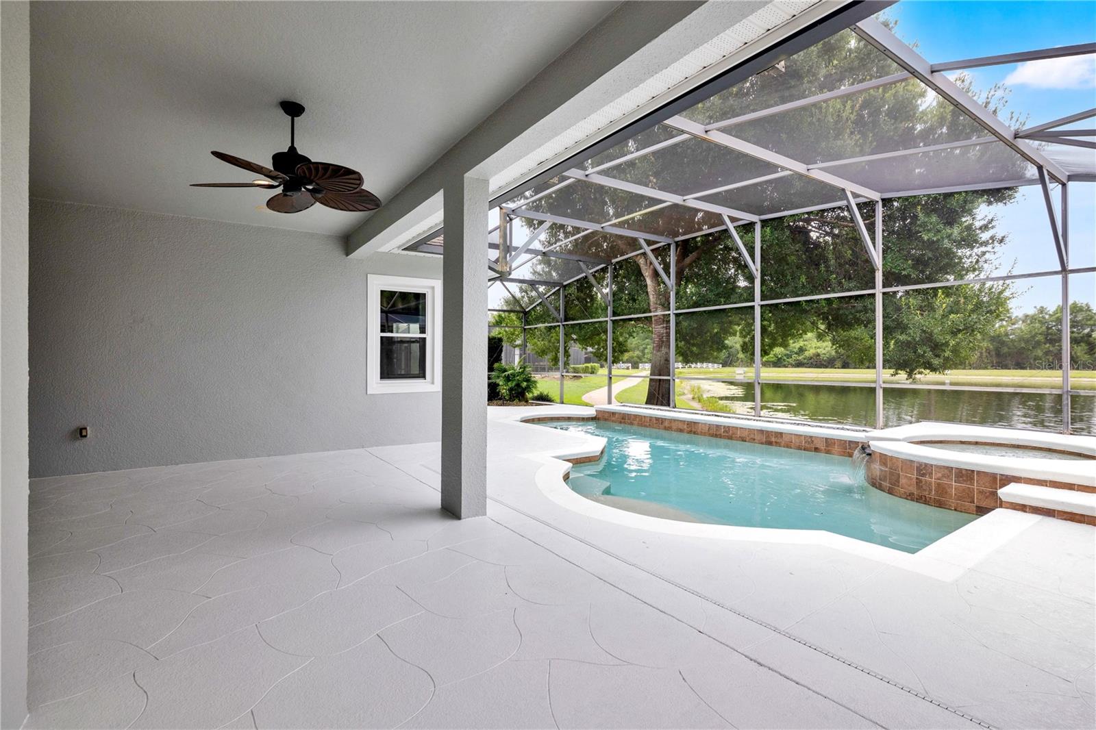 THORNHILL - Residential