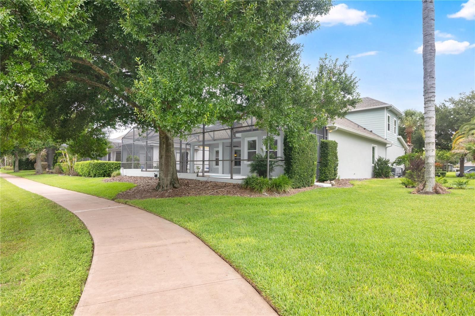 THORNHILL - Residential
