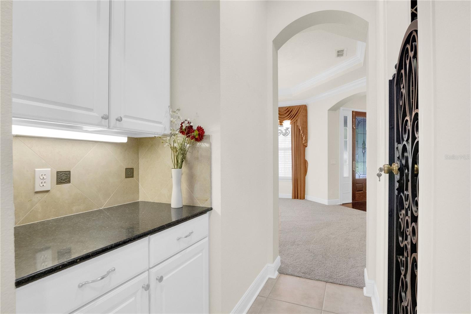THORNHILL - Residential