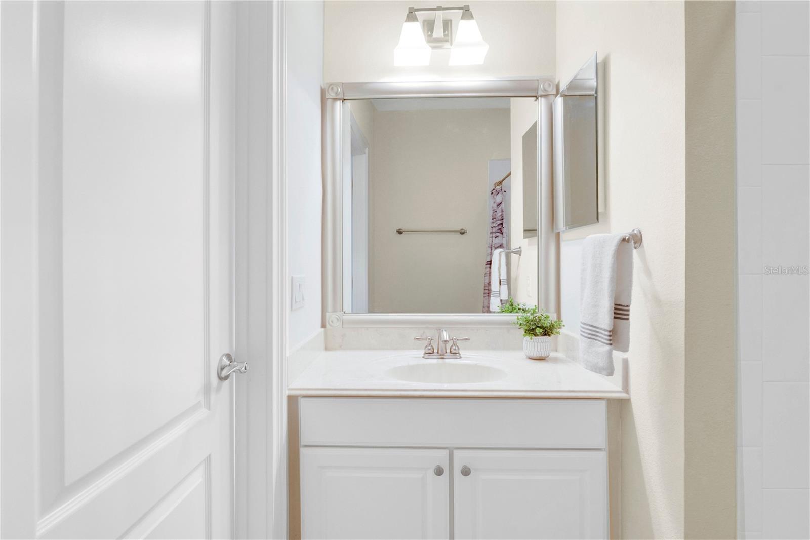 THORNHILL - Residential