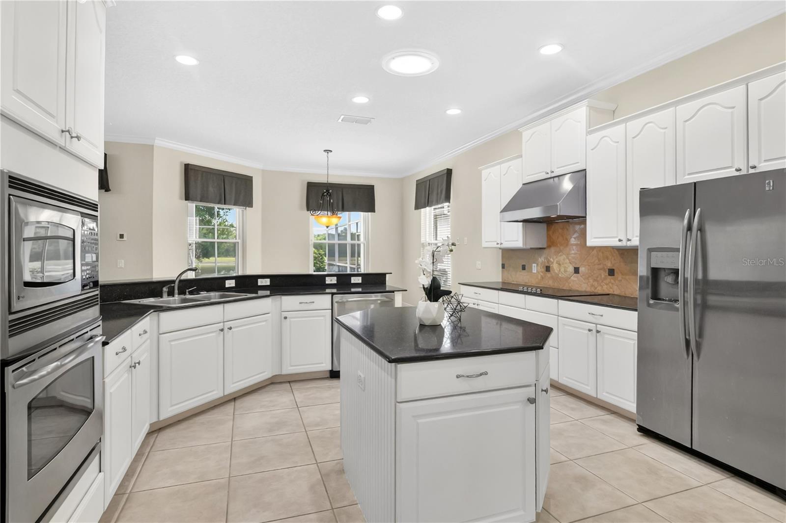 THORNHILL - Residential
