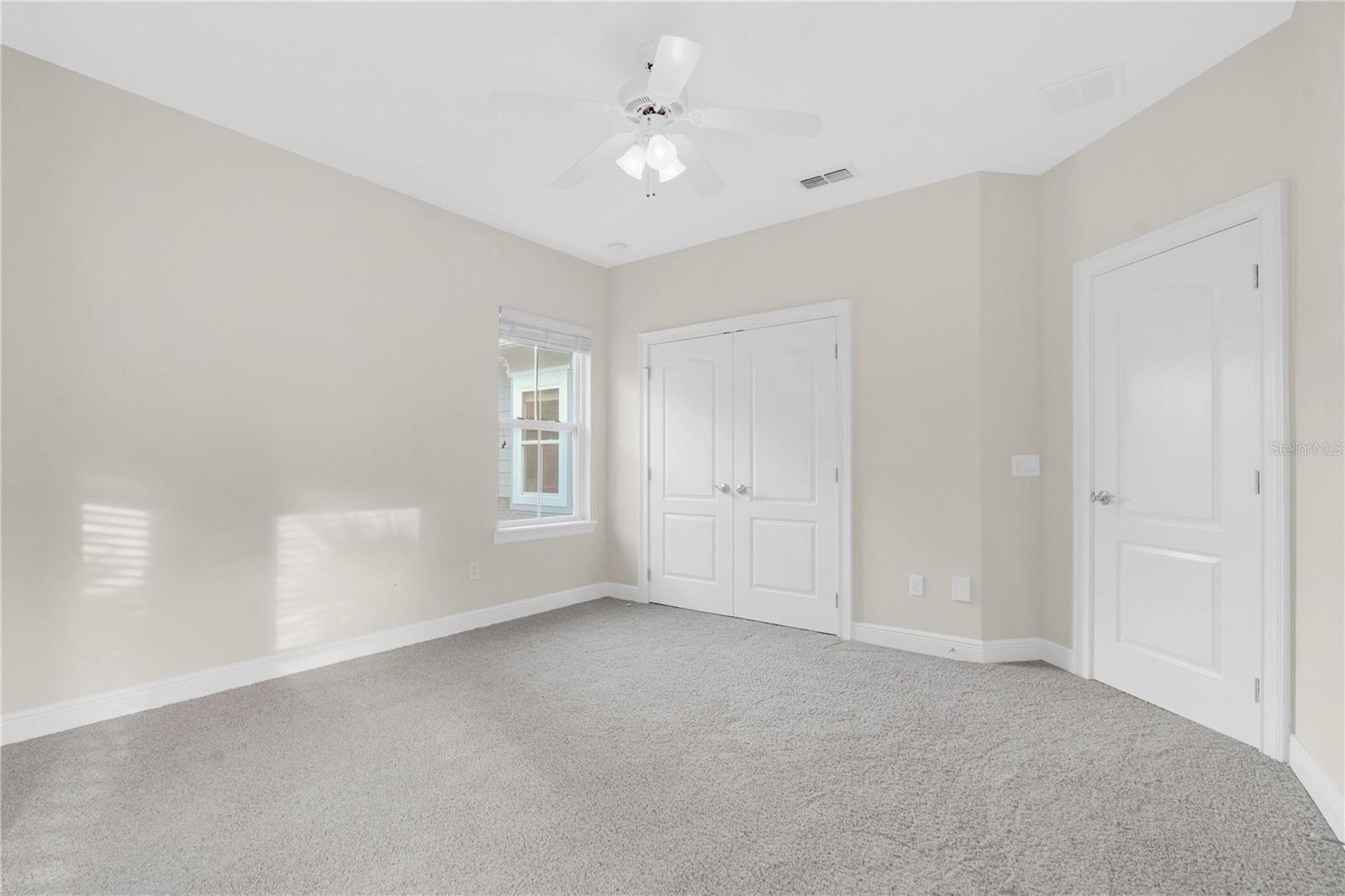 THORNHILL - Residential