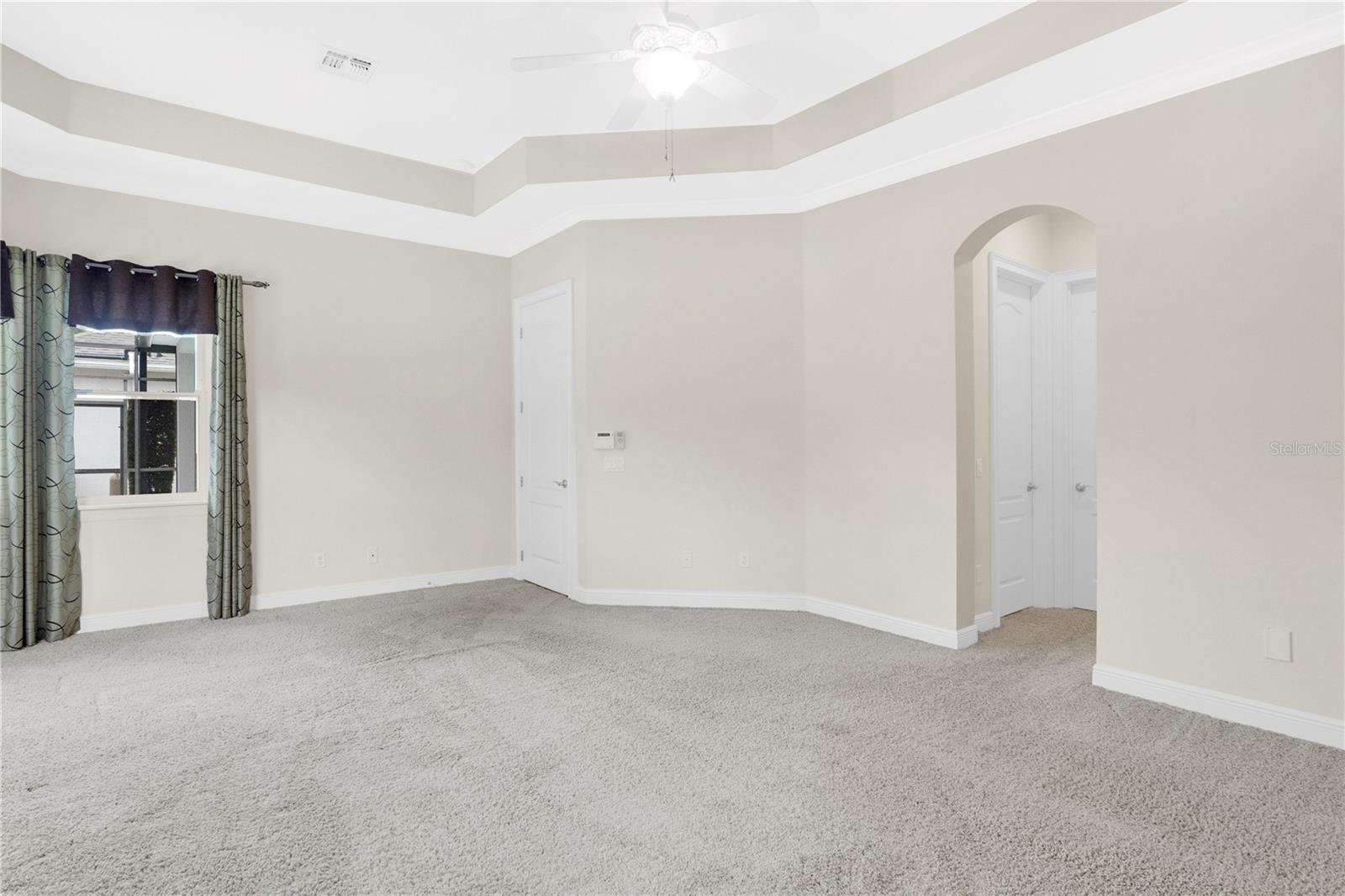 THORNHILL - Residential