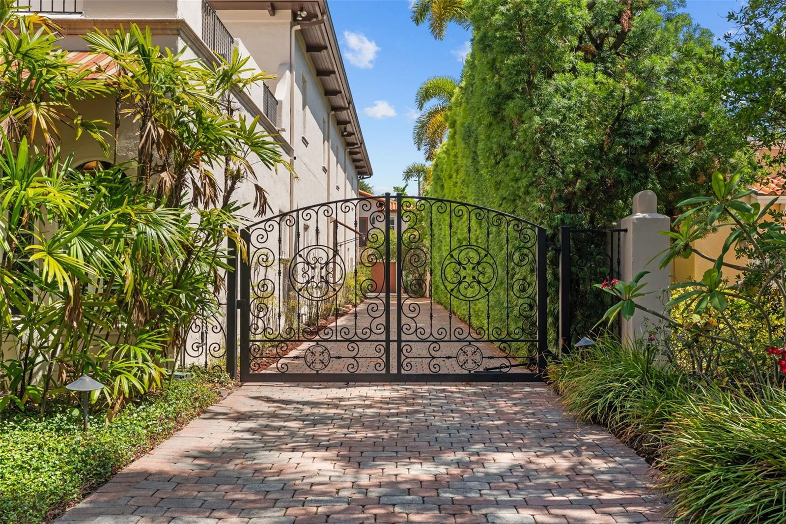 BEACH PARK - Residential