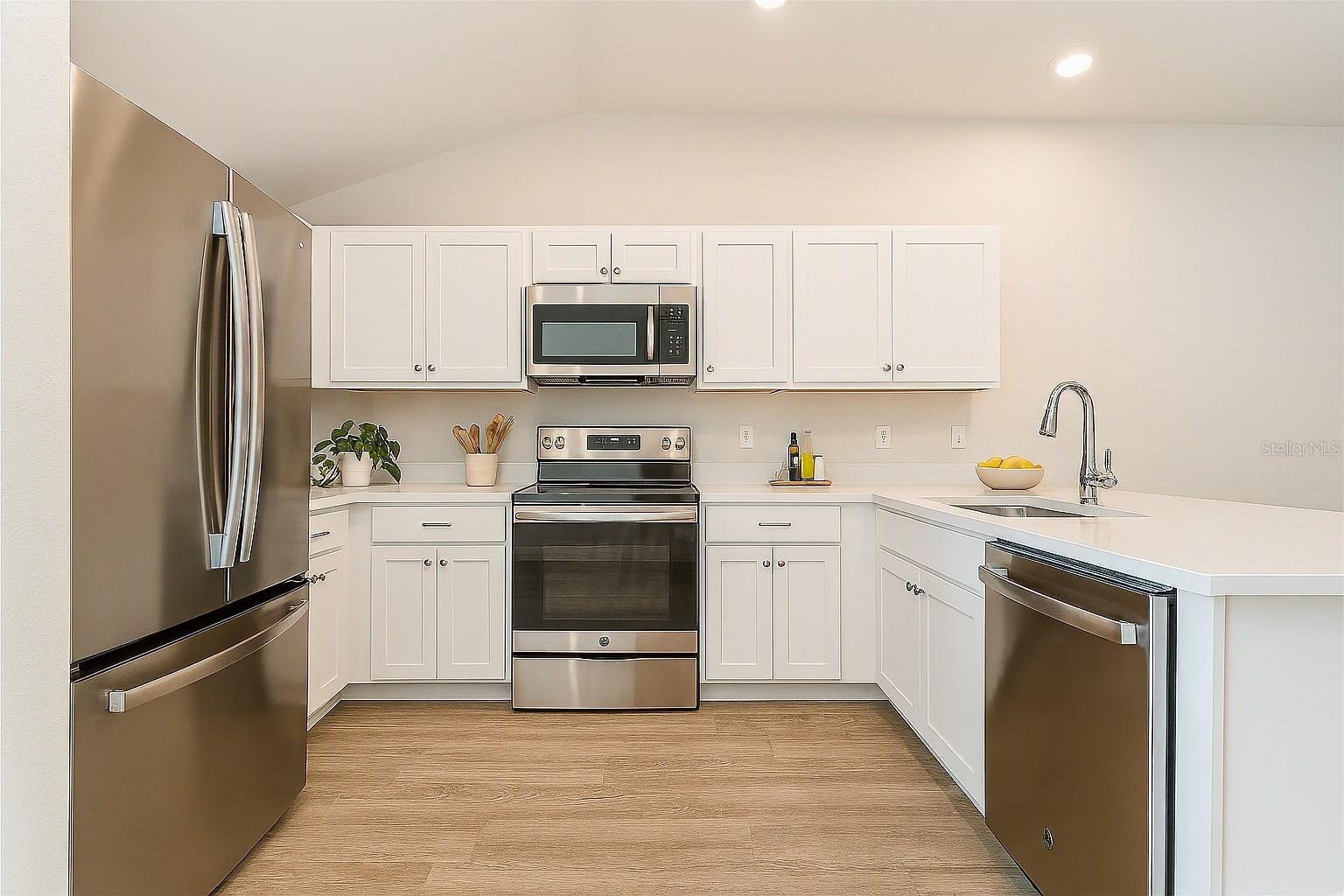 CAPE CORAL - Residential Income