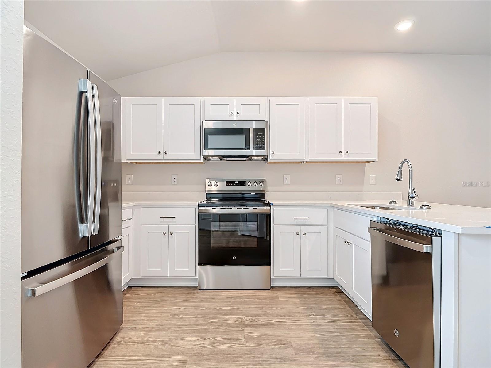 CAPE CORAL - Residential Income