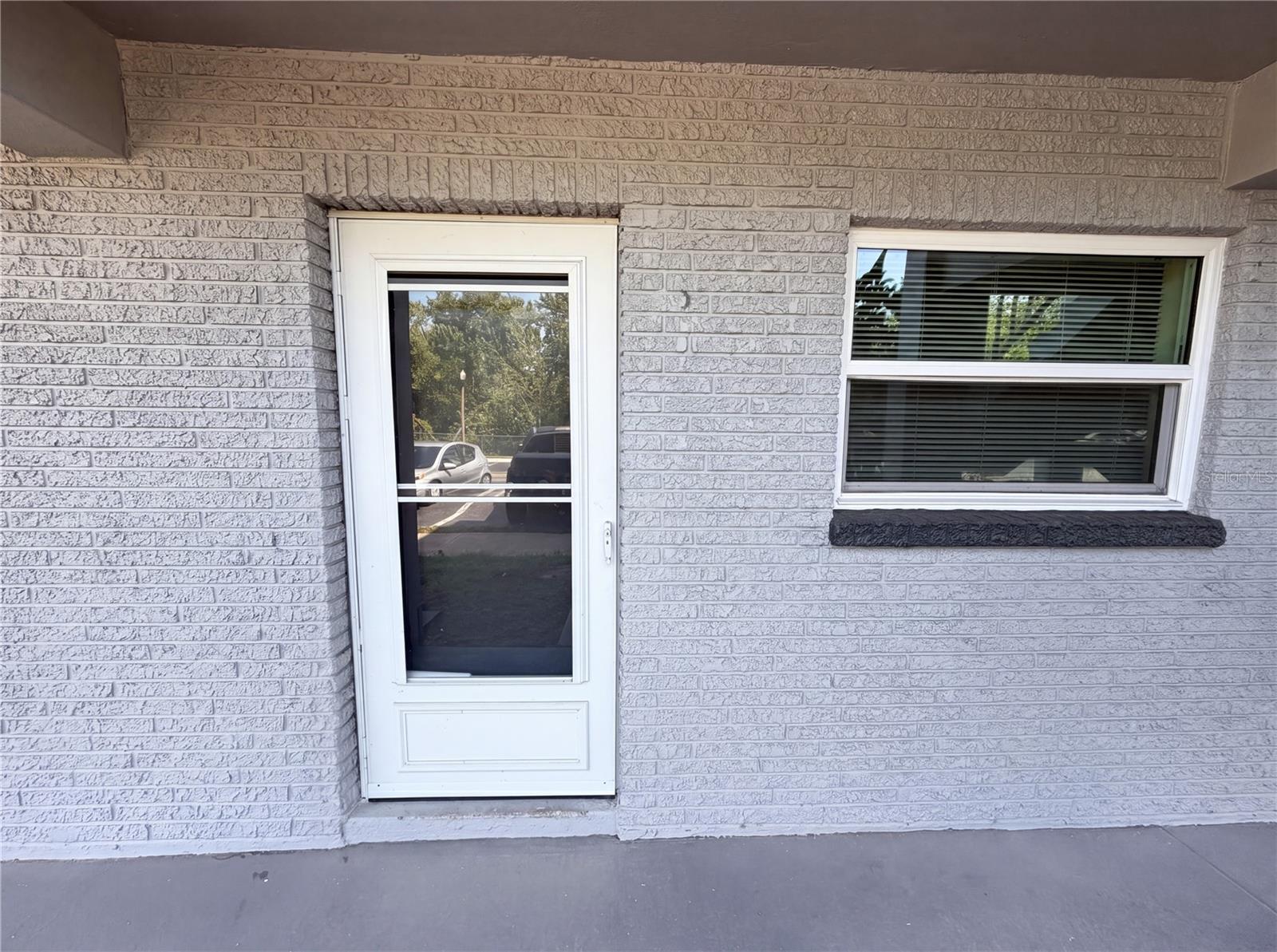 IMPERIAL PARK CONDO - Residential