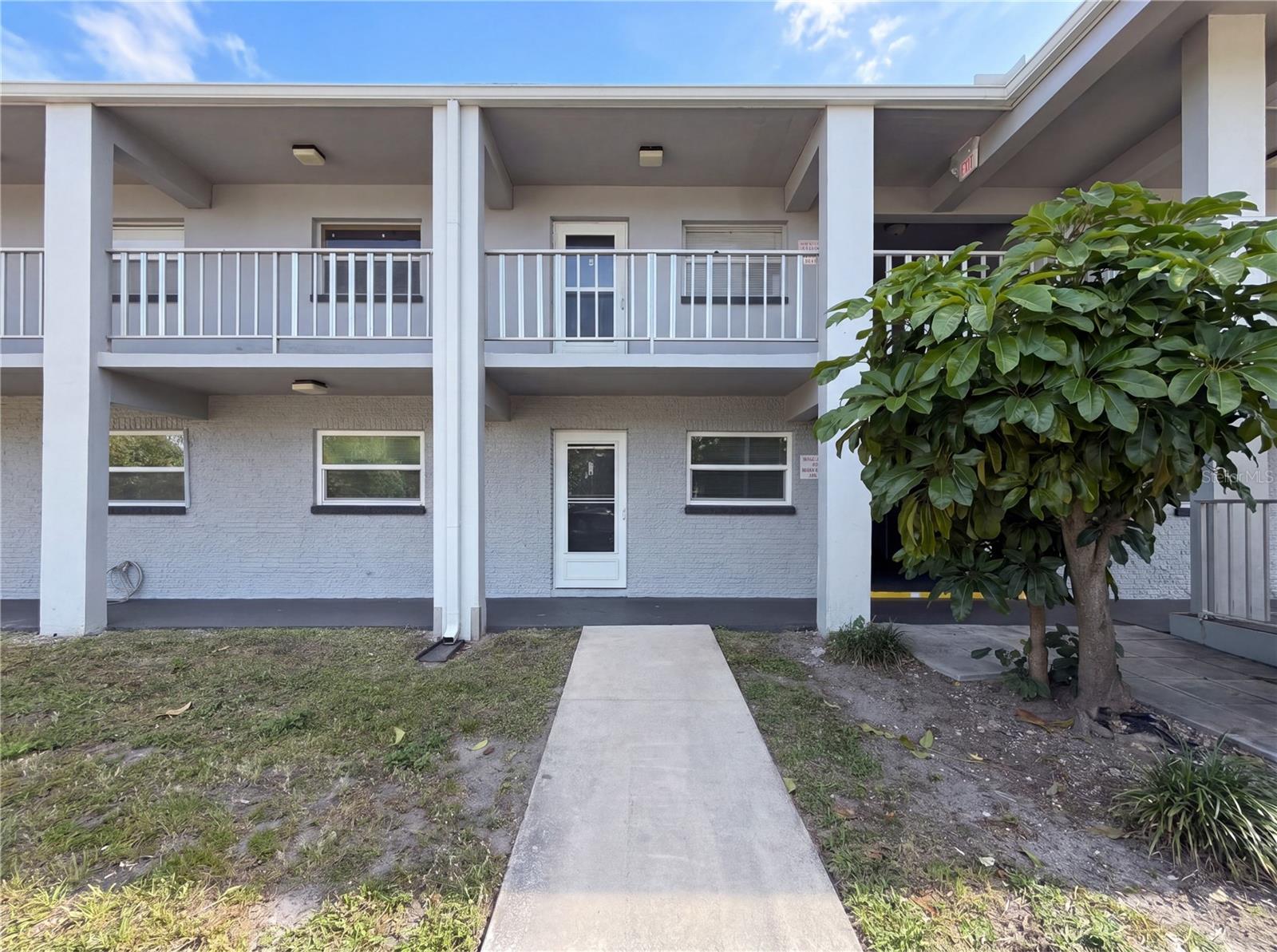 One or more photo(s) has been virtually staged. Welcome to the highly desirable Imperial Park Condominiums—where comfort, convenience,
and coastal living come together beautifully!
This charming 1-bedroom, 1-bath first-floor condo offers the perfect blend of easy living and
scenic surroundings. Ideally positioned with assigned parking right outside your door, this
home provides effortless accessibility and everyday convenience.
Step inside and immediately enjoy the peaceful lake and sparkling pool views that create a
relaxing atmosphere throughout the home. The private lanai is the perfect place to sip your
morning coffee, unwind after a long day, or simply take in the tranquil surroundings.
Additional features include assigned exterior storage conveniently located near the onsite
laundry facility, giving you even more functional space.
Located in the heart of Clearwater, this condo places you just minutes from the world-famous
Clearwater Beach—known for its sugar-sand beaches, breathtaking sunsets, shopping, dining,
and vibrant coastal lifestyle.
Whether you’re searching for a full-time residence, vacation getaway, or investment opportunity,
this condo offers exceptional value in an unbeatable location.
Don’t miss your chance to own your own slice of paradise—schedule your private showing
today!