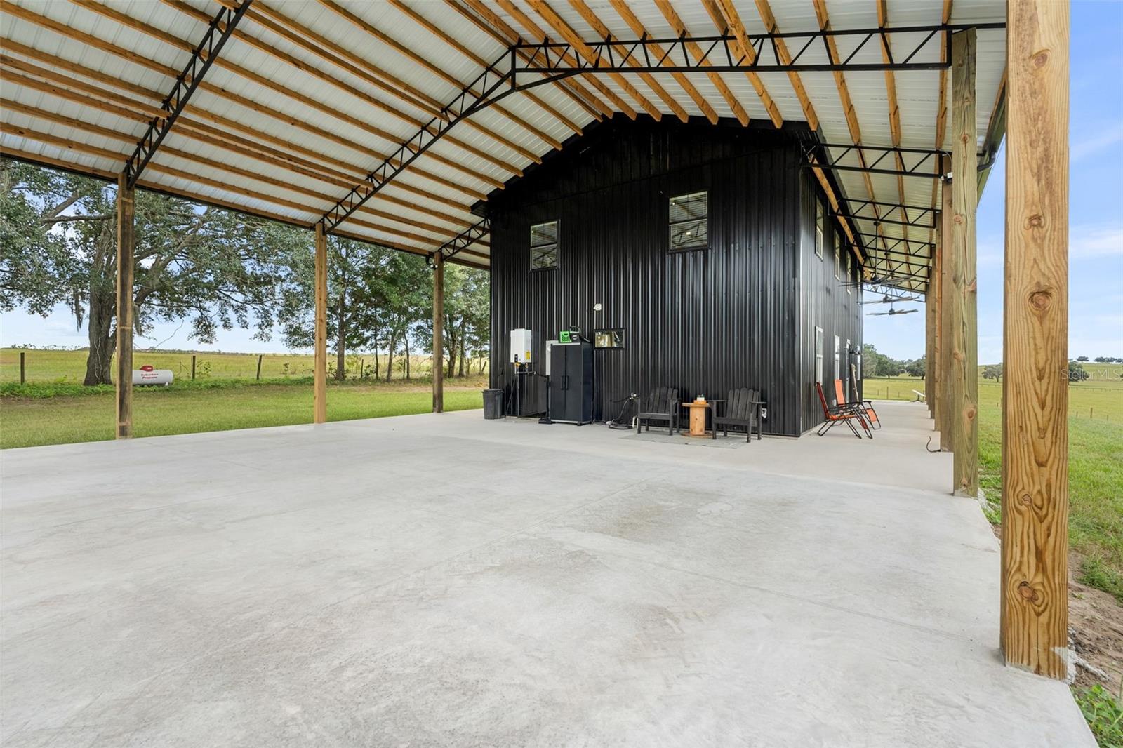 GOLD MEDAL FARMS - Residential