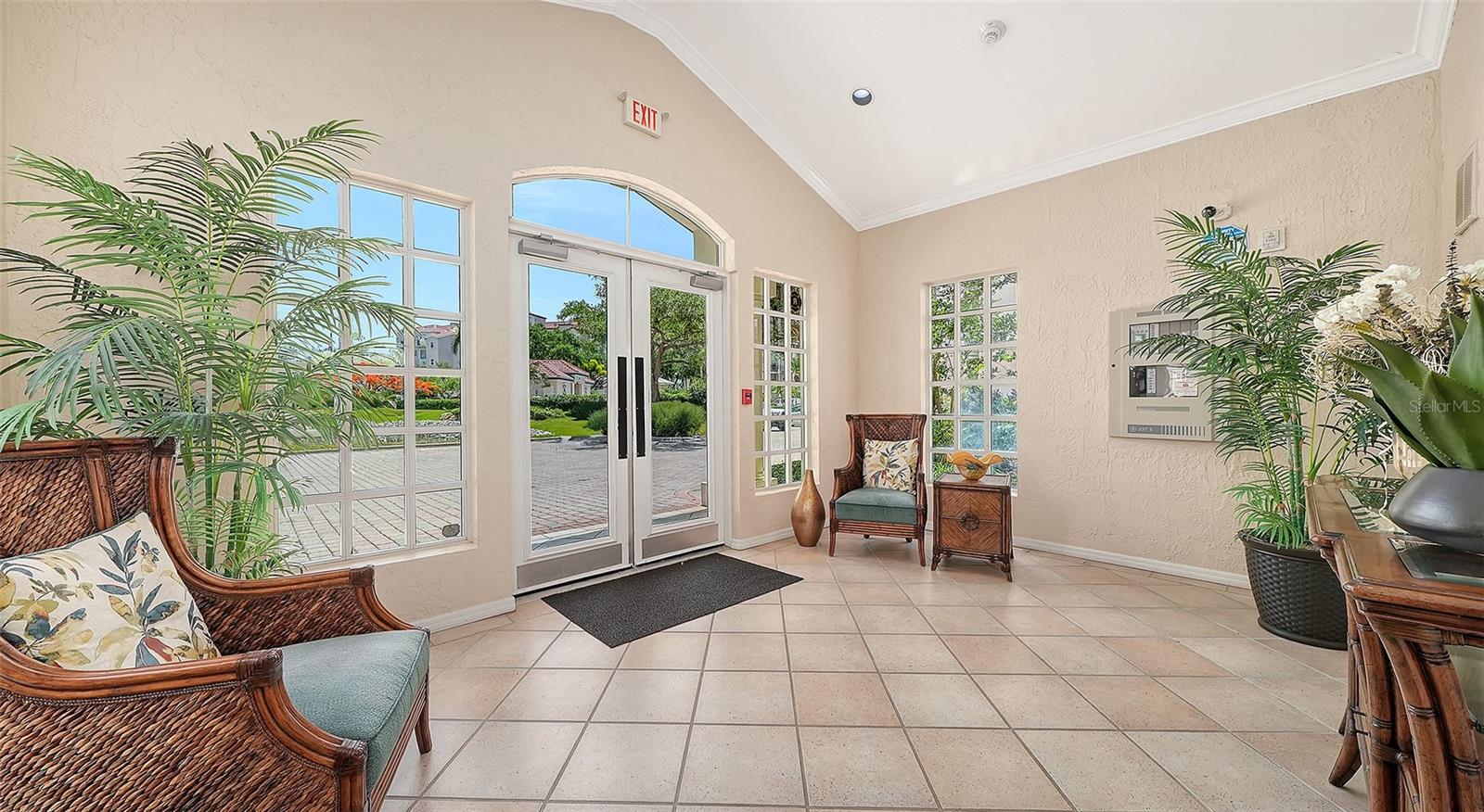 EAGLES POINT AT THE LANDINGS 1 - Residential