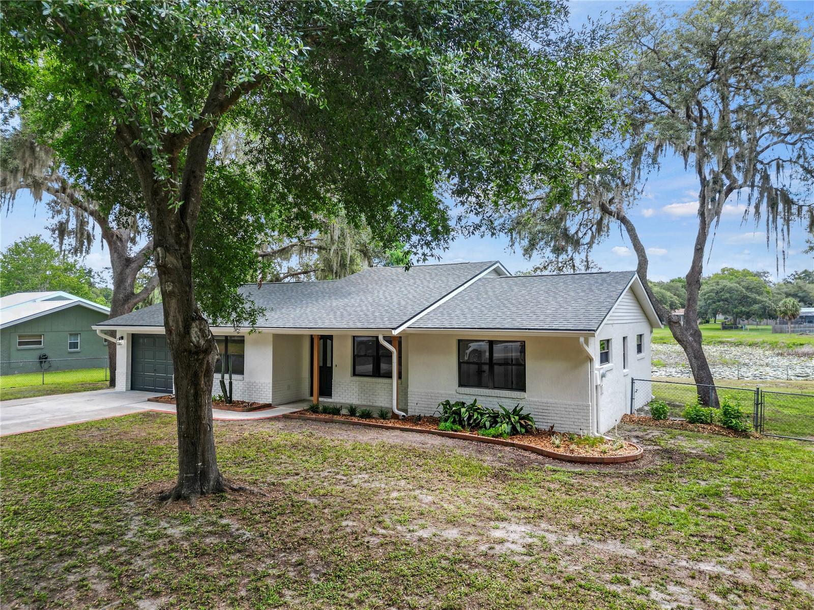 WATER OAKS - Residential