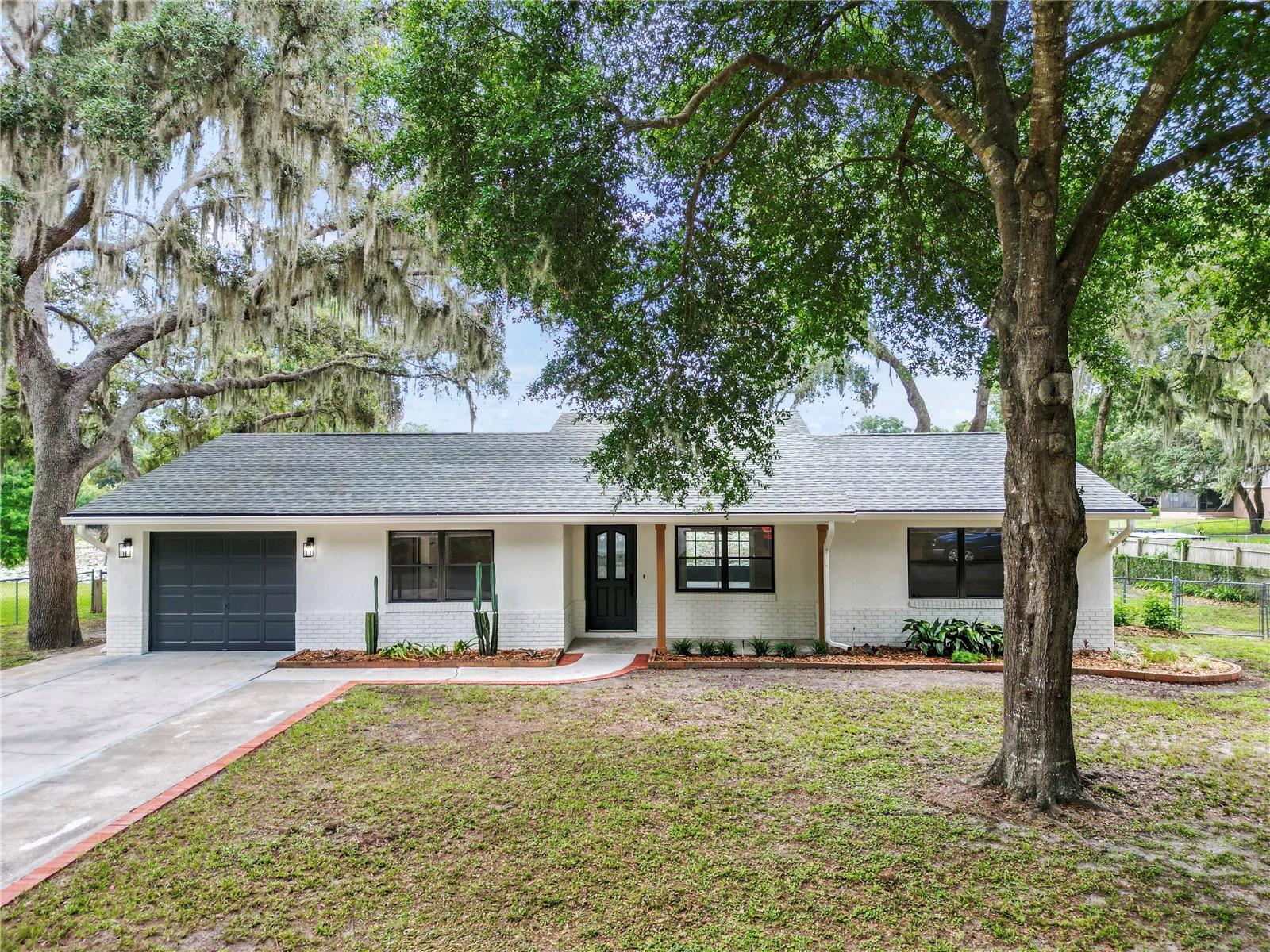 WATER OAKS - Residential