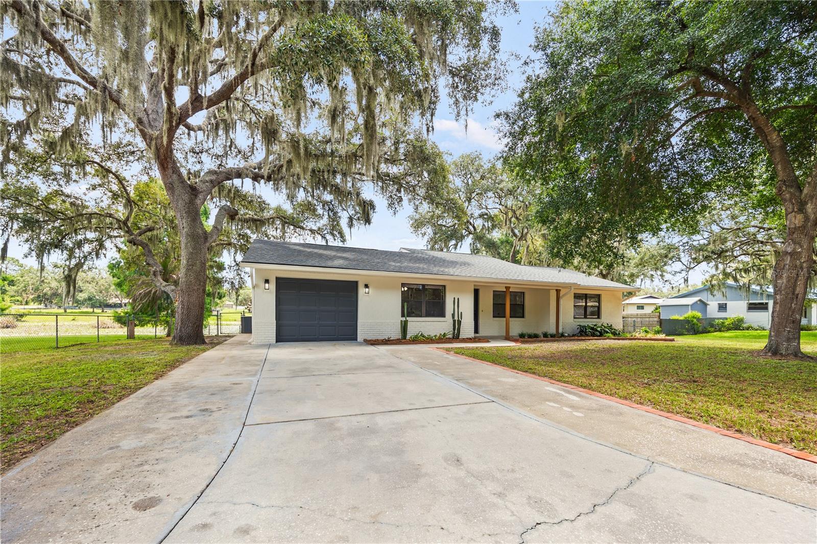 WATER OAKS - Residential