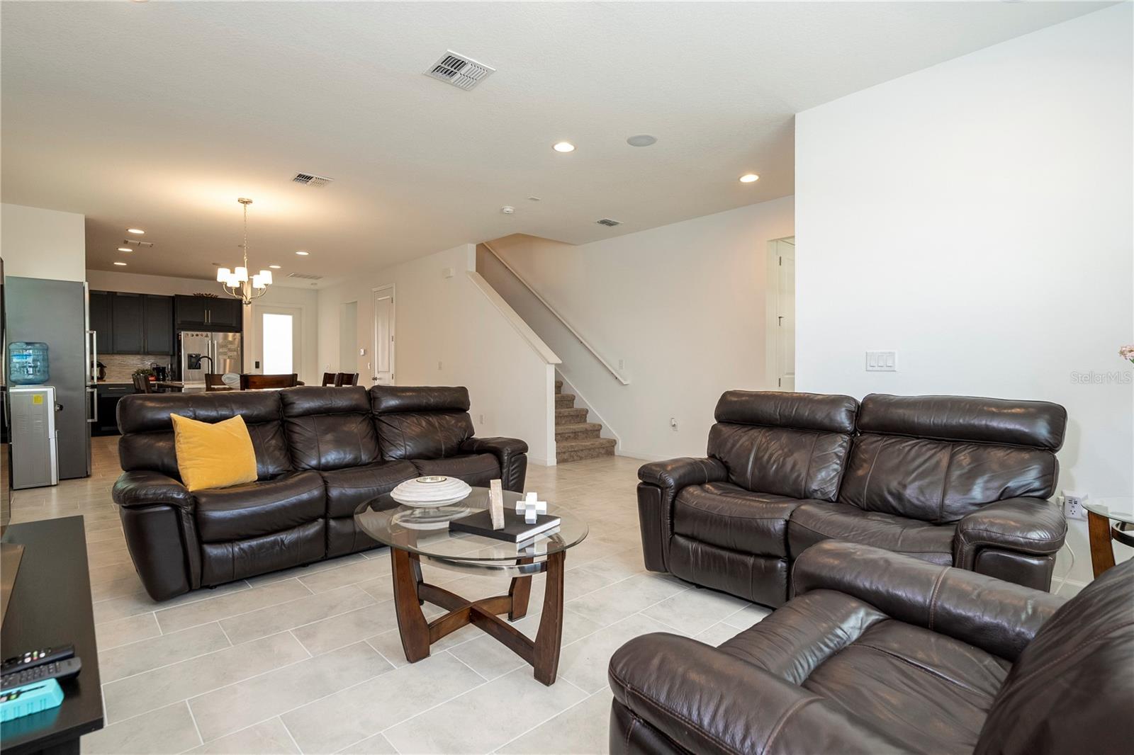 LAKESIDE/HAMLIN - Residential
