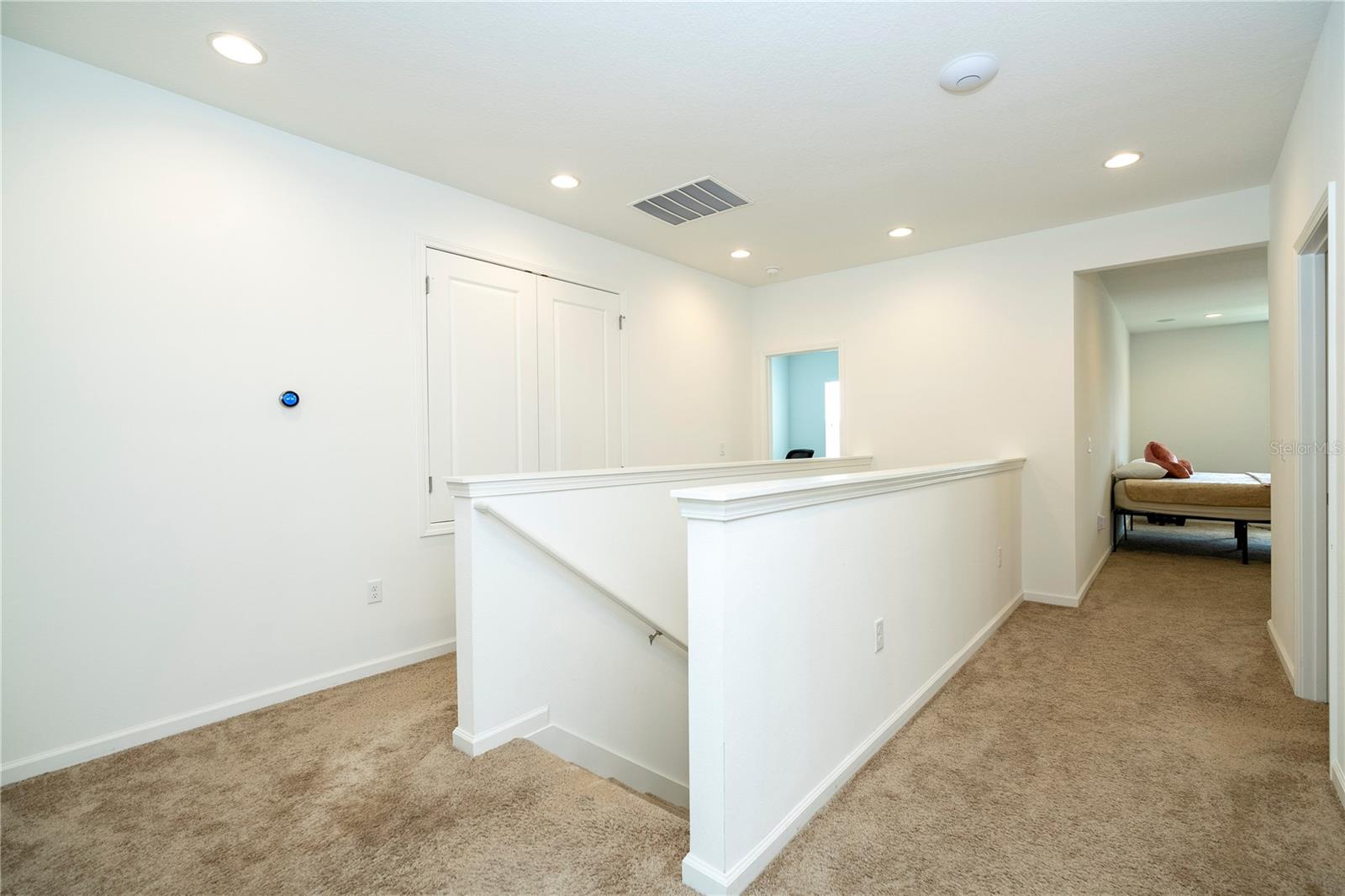 LAKESIDE/HAMLIN - Residential