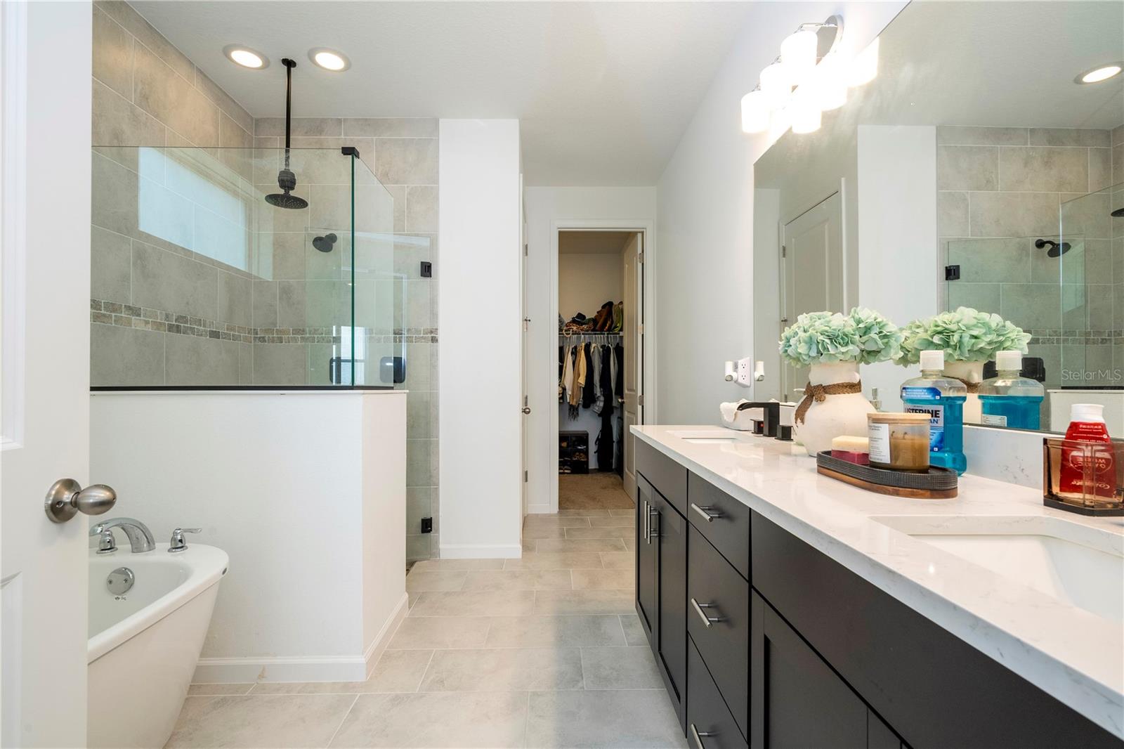 LAKESIDE/HAMLIN - Residential